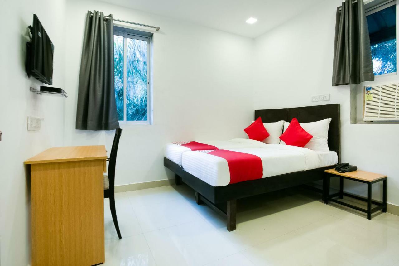 Hotel Oyo Flagship 38540 Hotel Shangrila Flagship Saver 3*