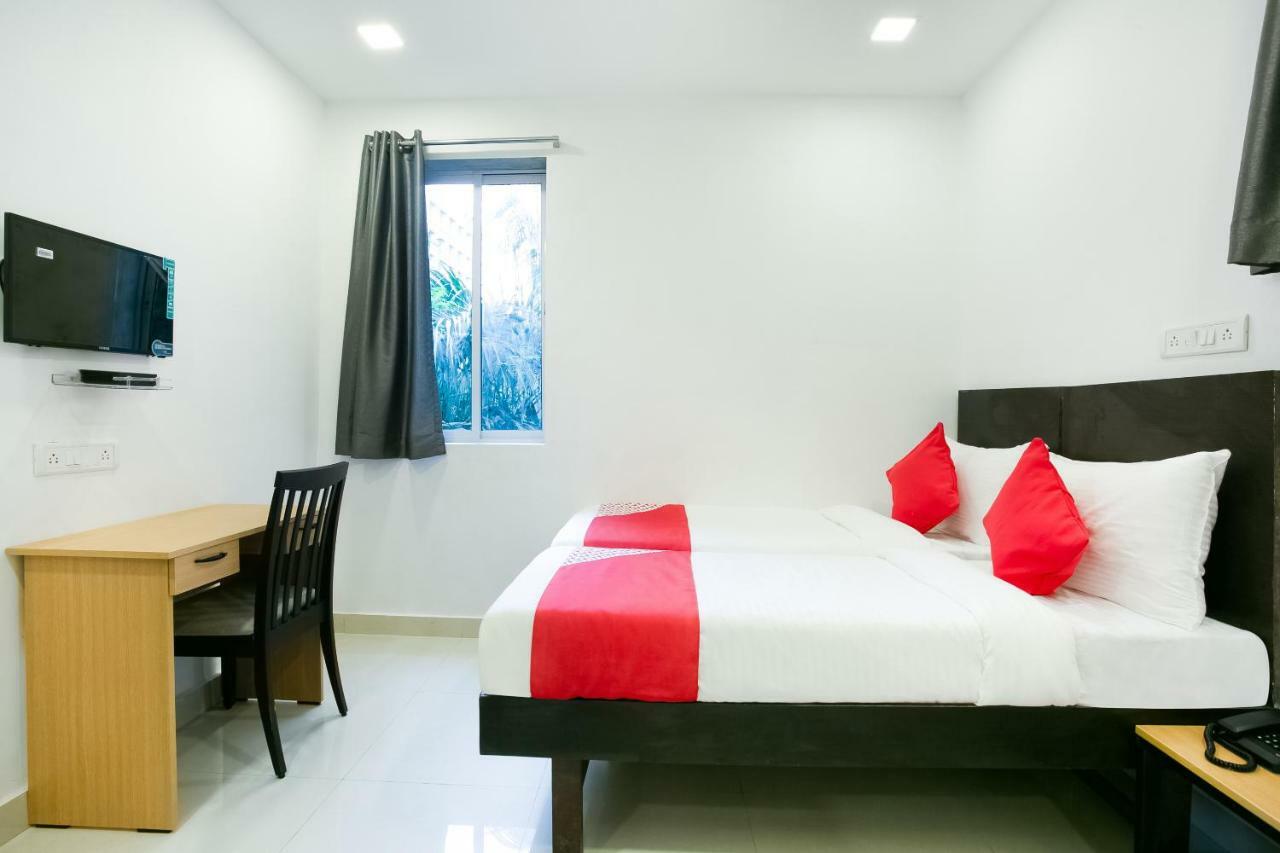Oyo Flagship 38540 Hotel Shangrila Flagship Saver 3* Mumbai