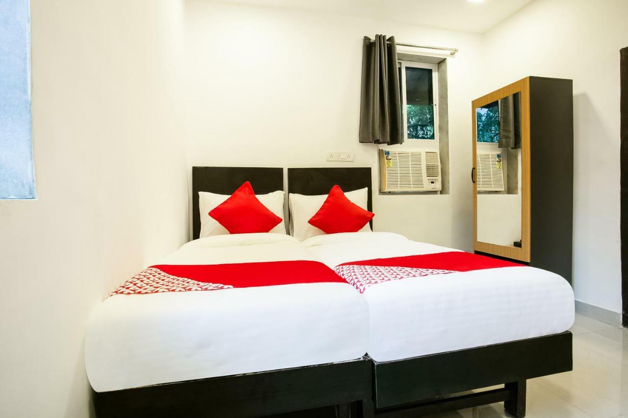Hotel Oyo Flagship 38540 Hotel Shangrila Flagship Saver Mumbai