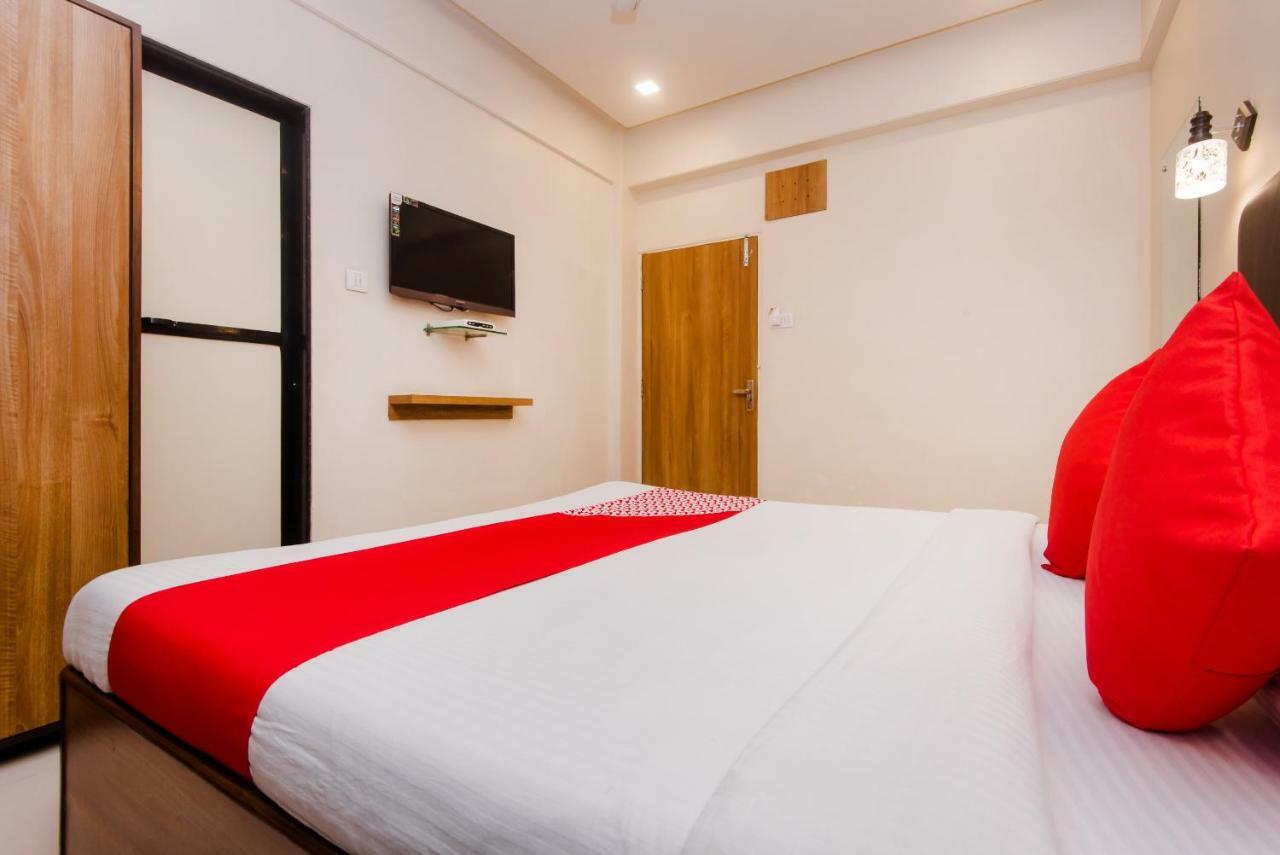 Hotel Oyo 935 Palkhee 3*