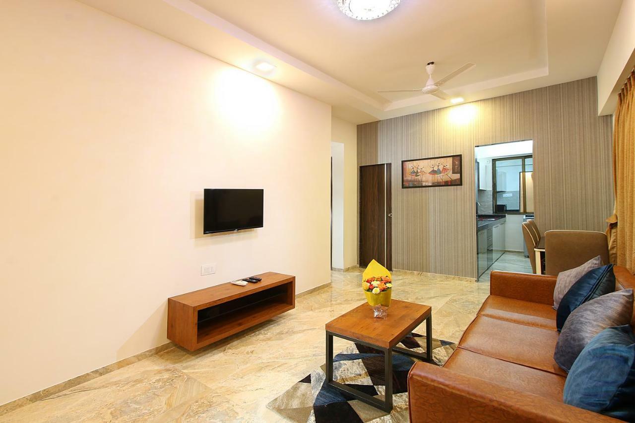 House Luxury Santacruz East,