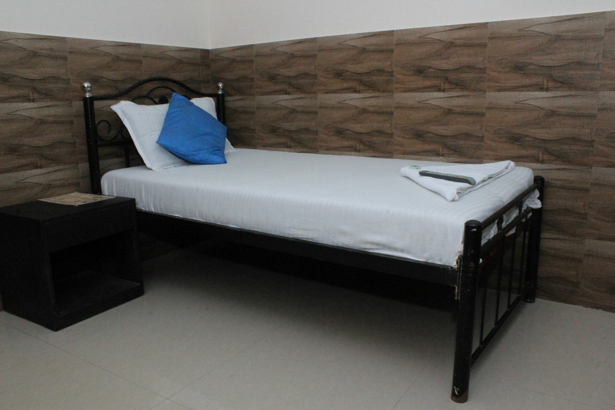 Guest house Sai Residency