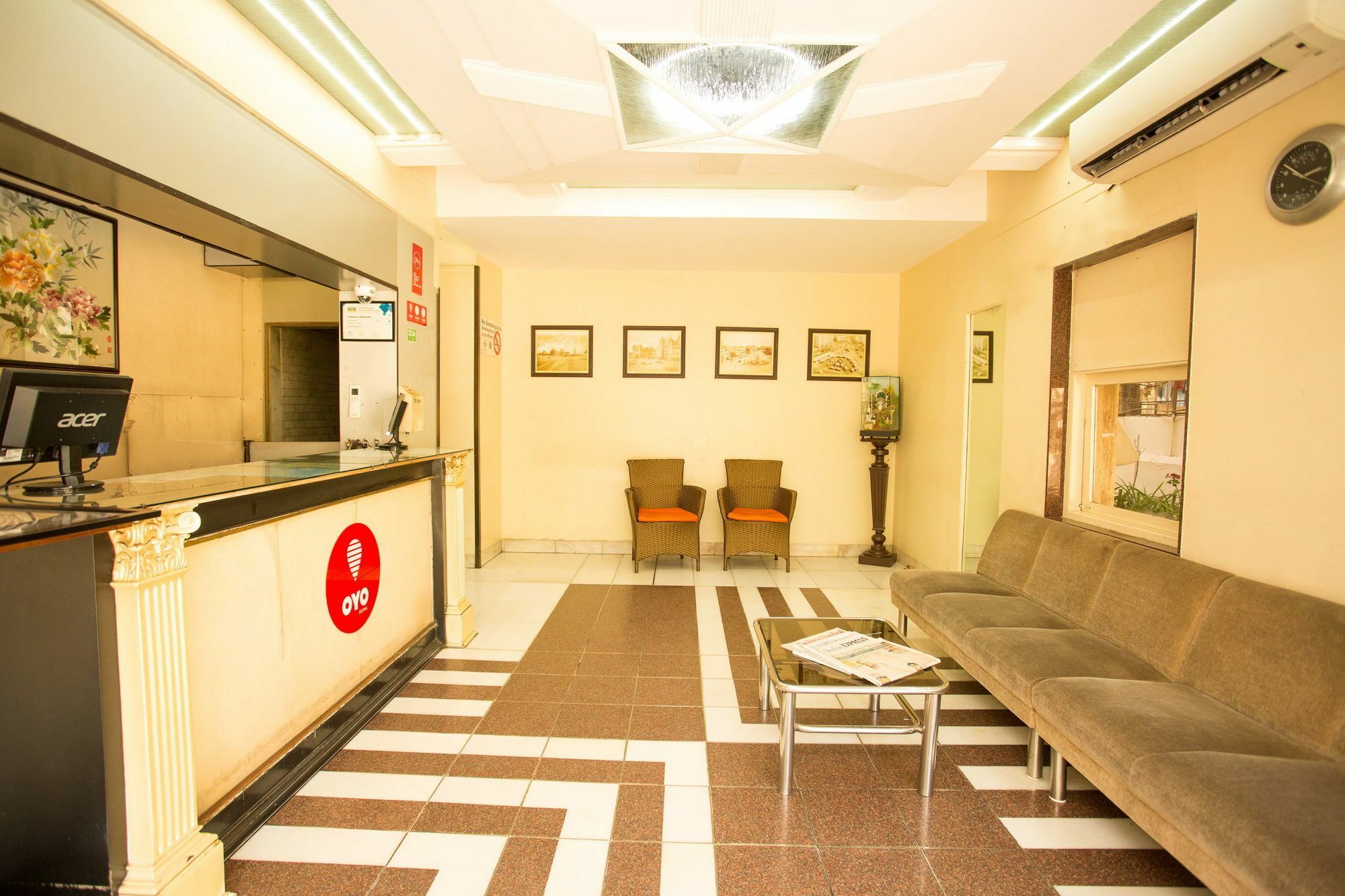 Hotel Oyo 7149 Accord Premium 3*