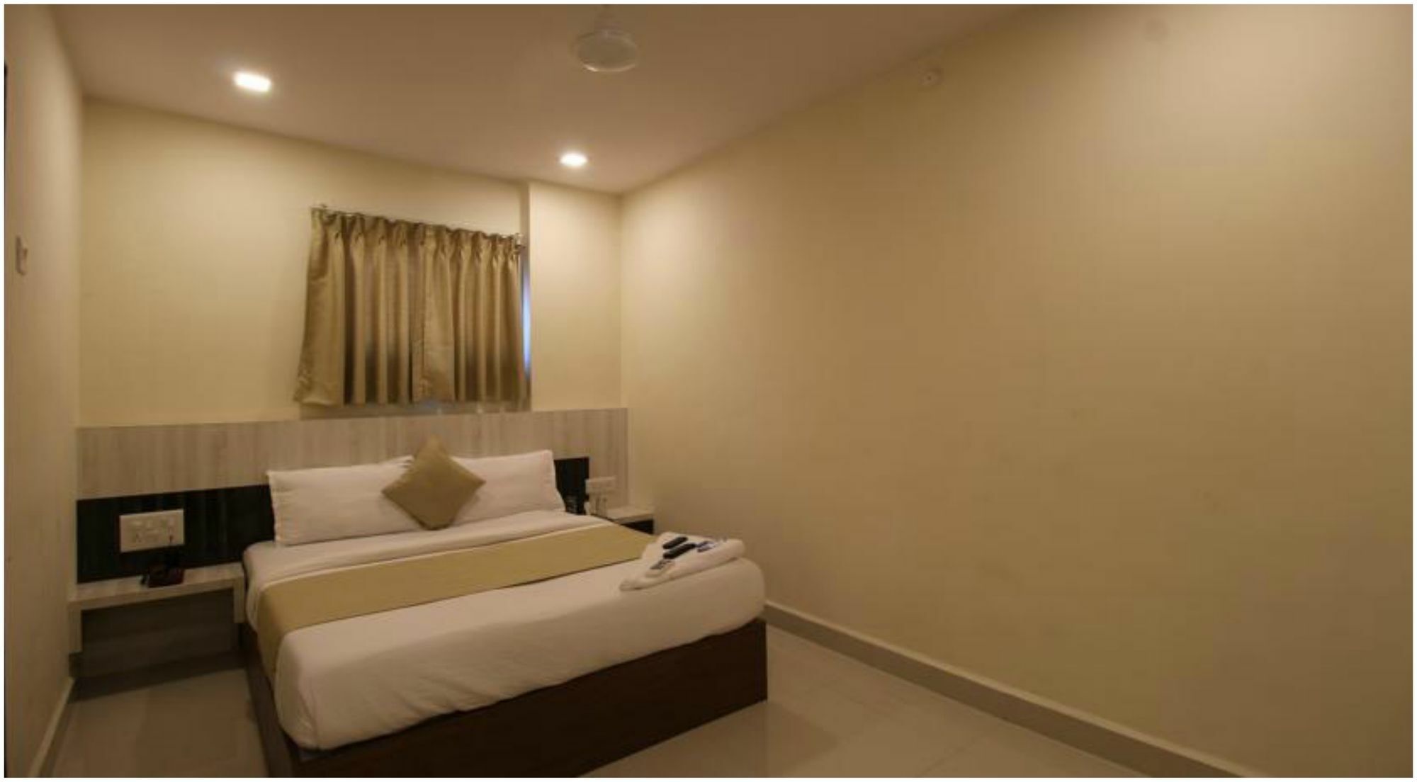Hotel Ashir 3*