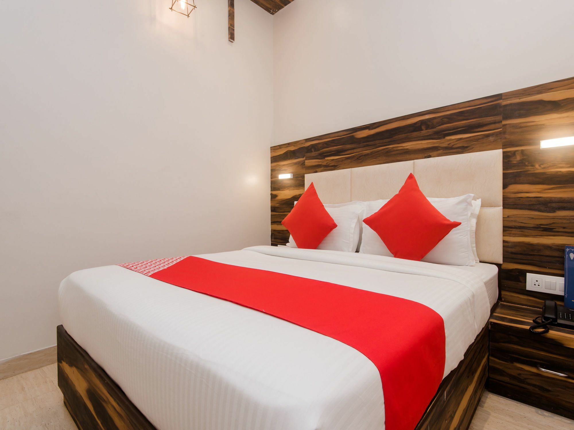 Oyo 13044 Abad Hotel