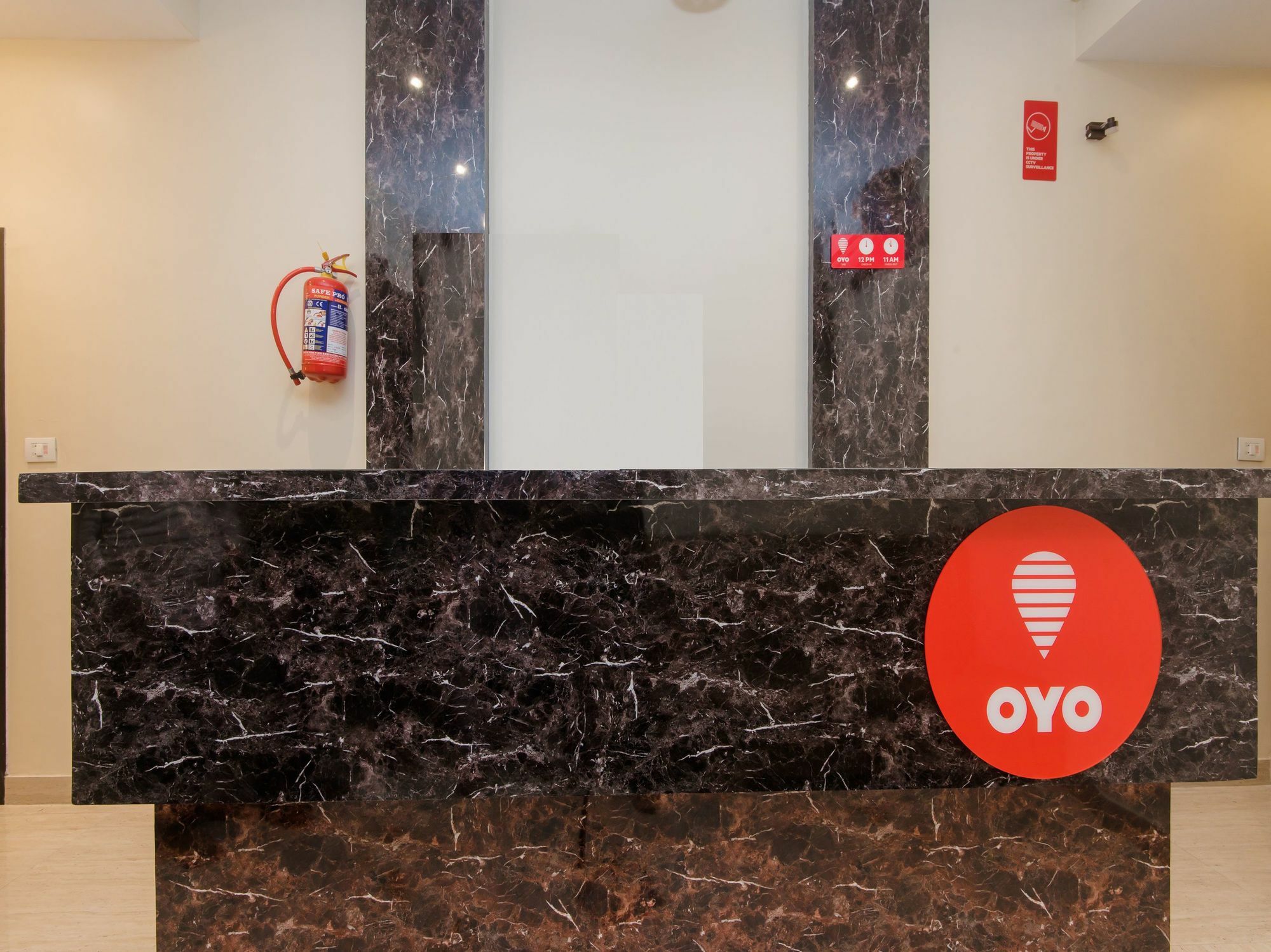 Oyo 13044 Abad Hotel Mumbai