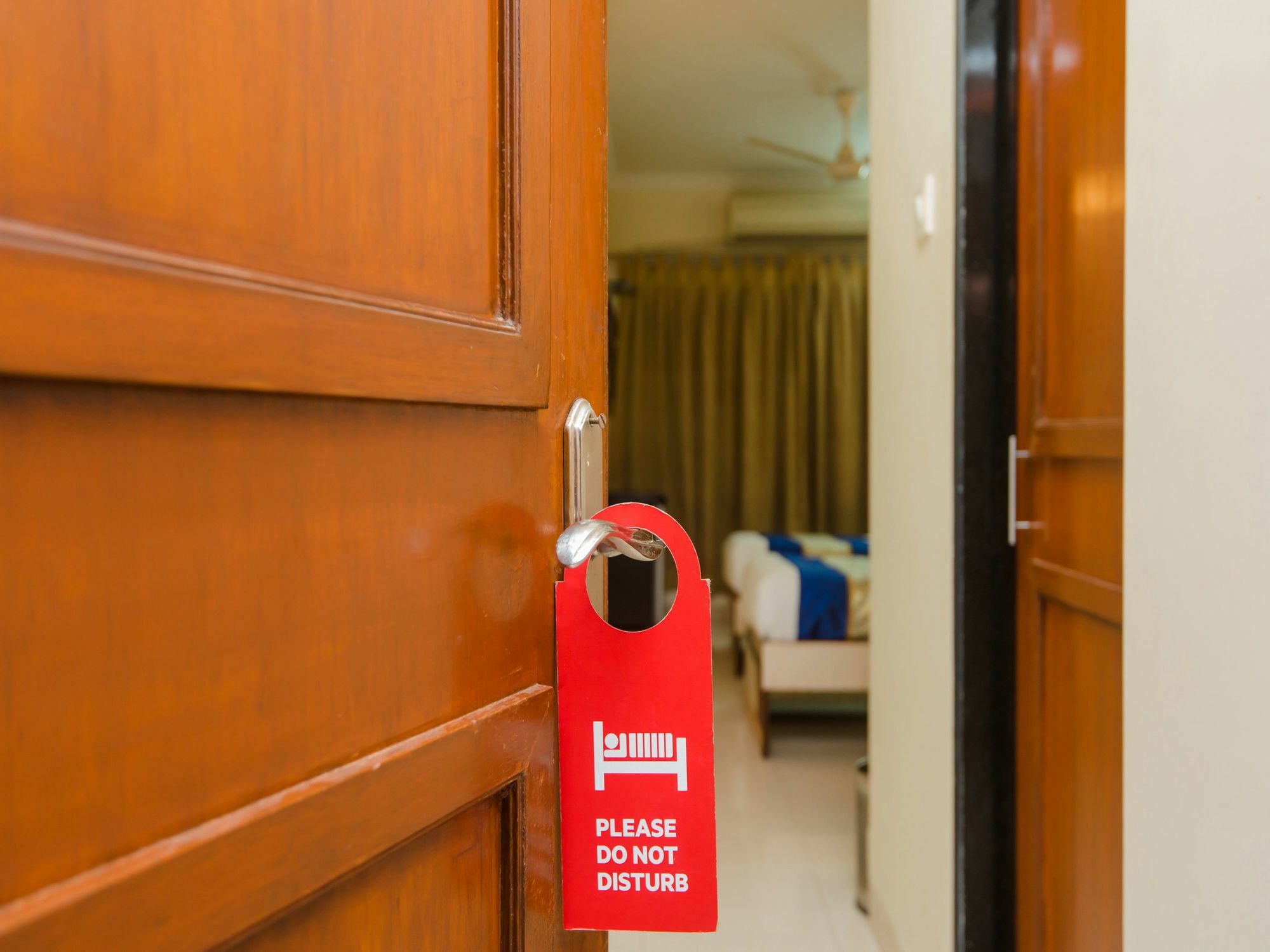 Mina International 3* Mumbai