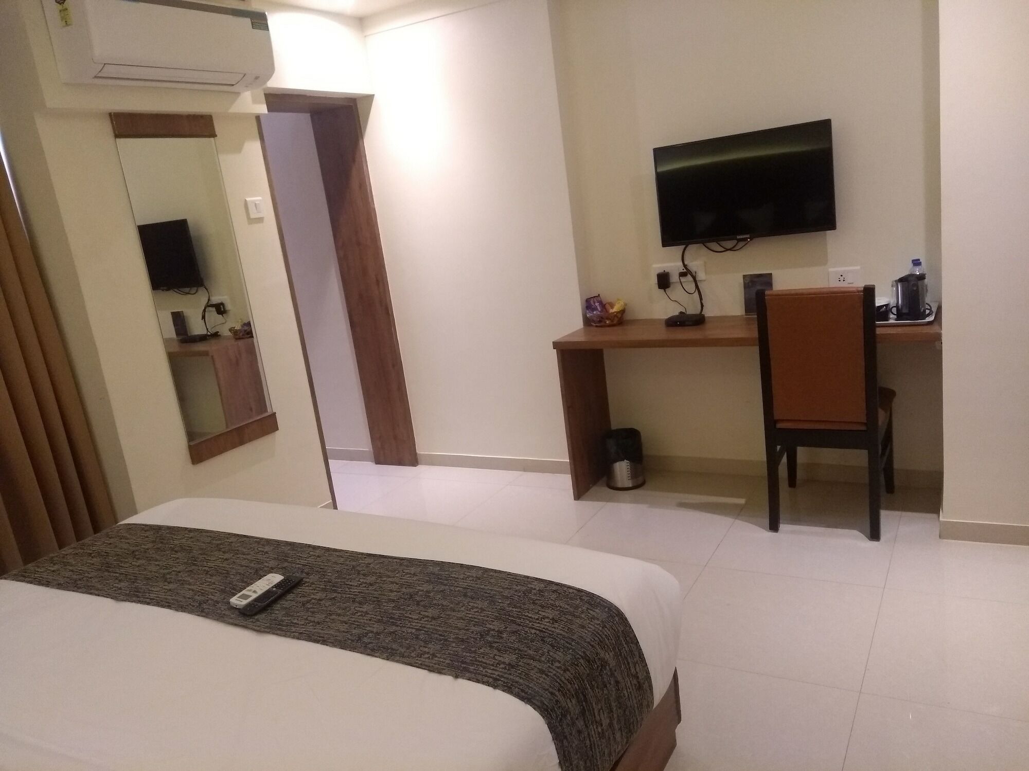 West Blue Hotel Mumbai