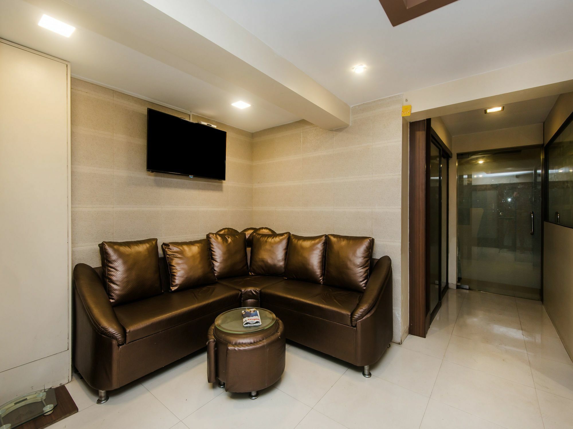 Oyo 11908 Bloom Residency 3* Mumbai