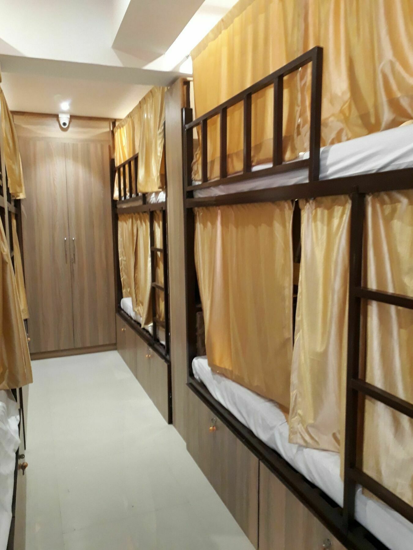 Bed & Breakfast Golden Mumbai