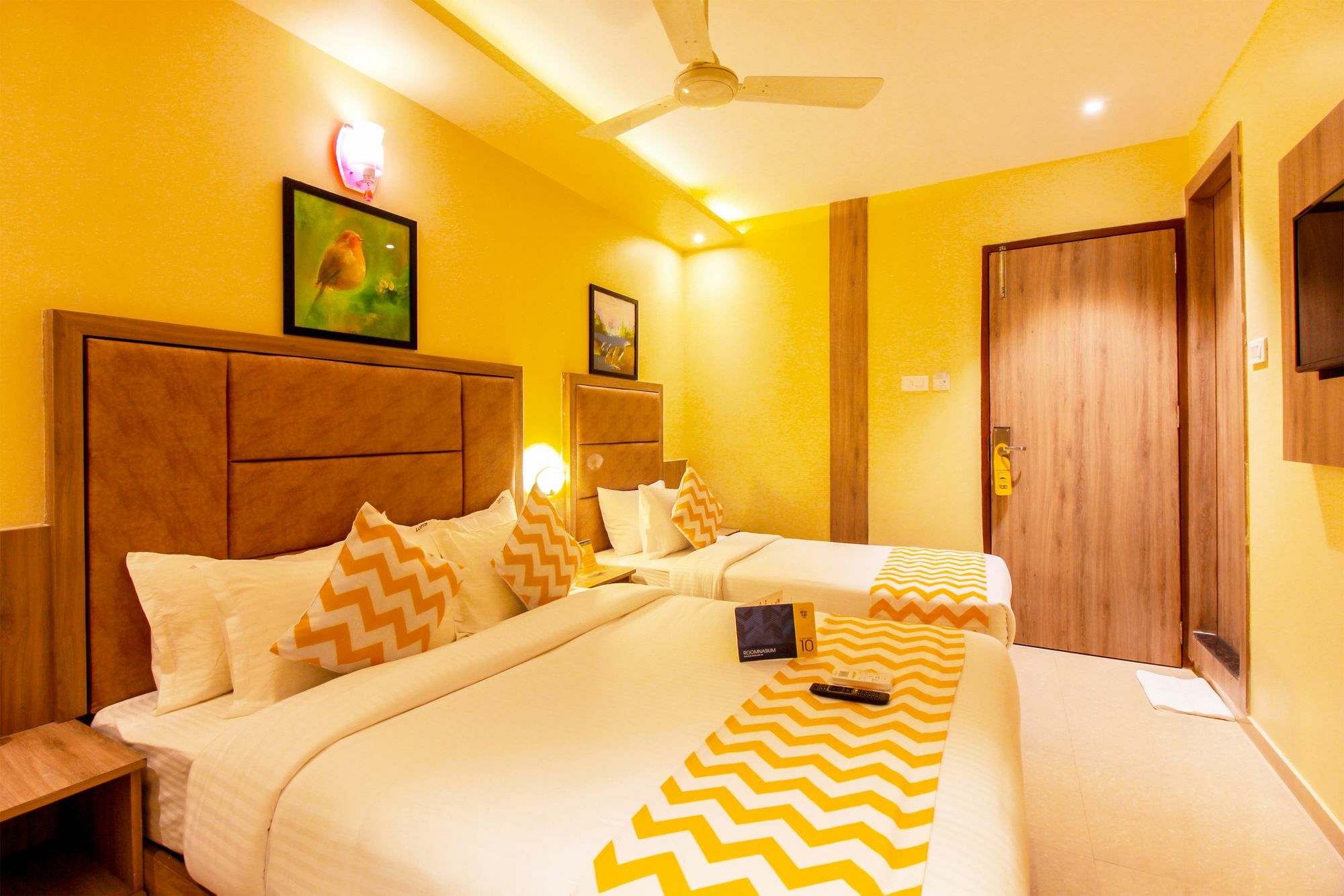 Fabhotel Lotus Grand Andheri 3*