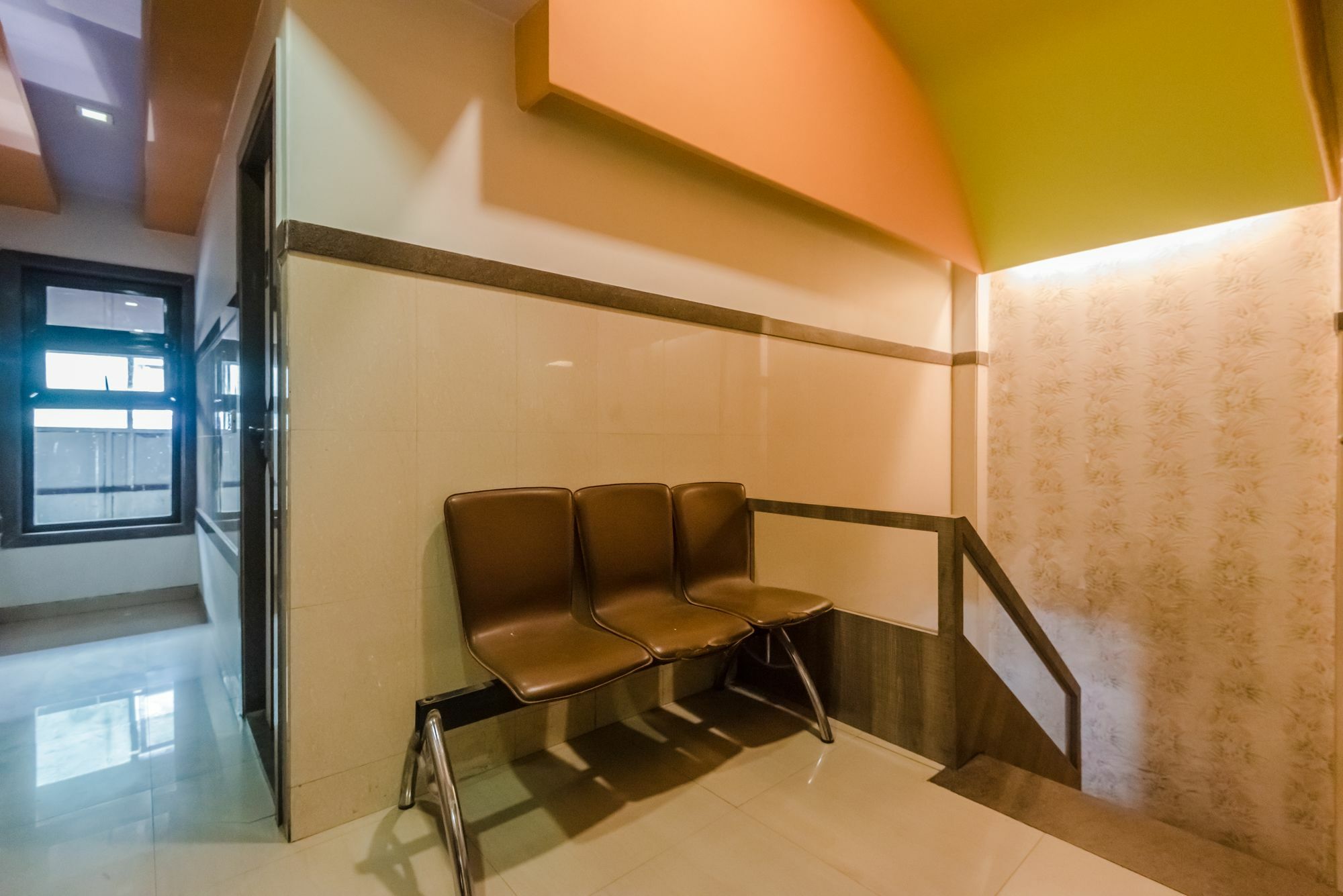 Hotel Oyo 8311 Galaxy Residency