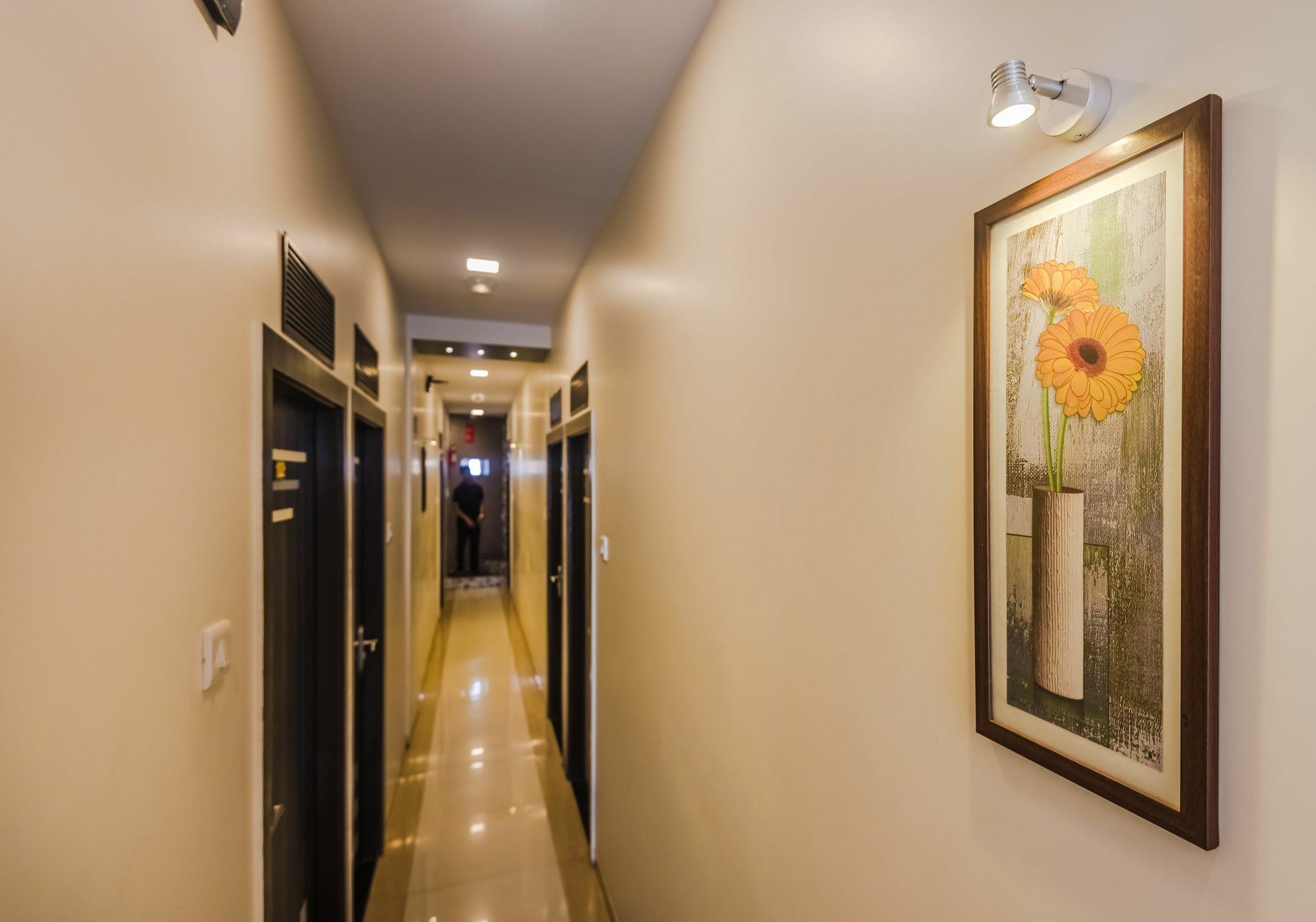 Flagship 8544 Bentleys Hotel Mumbai