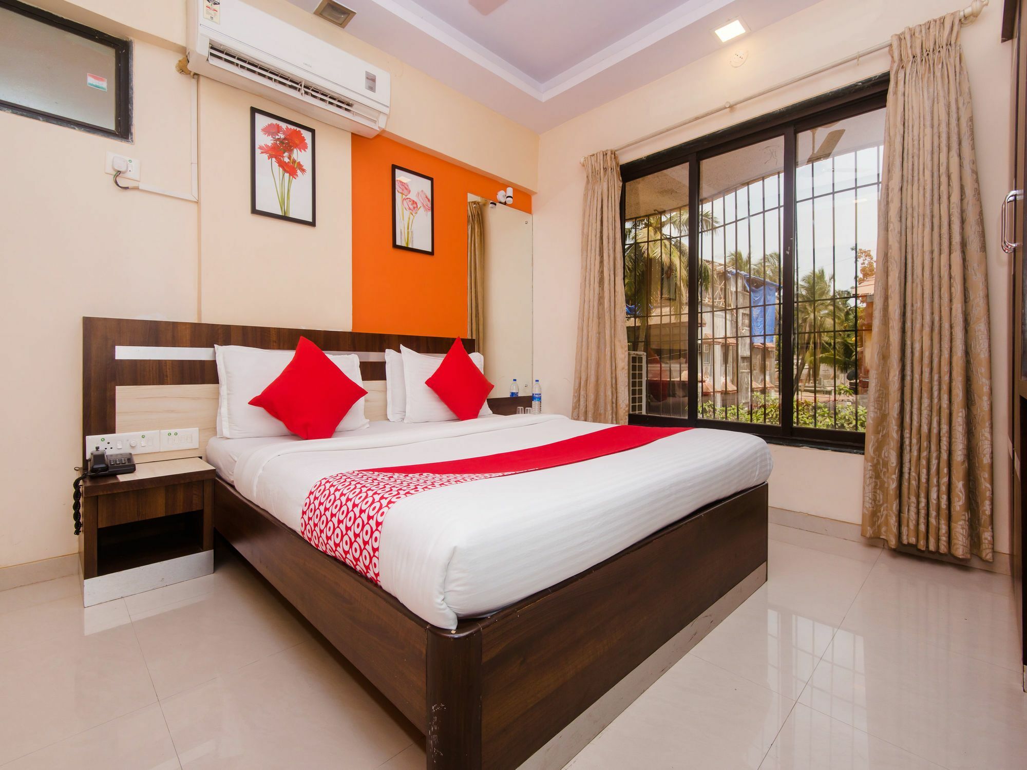 Oyo 1453 Daisy Residency Hotel Mumbai