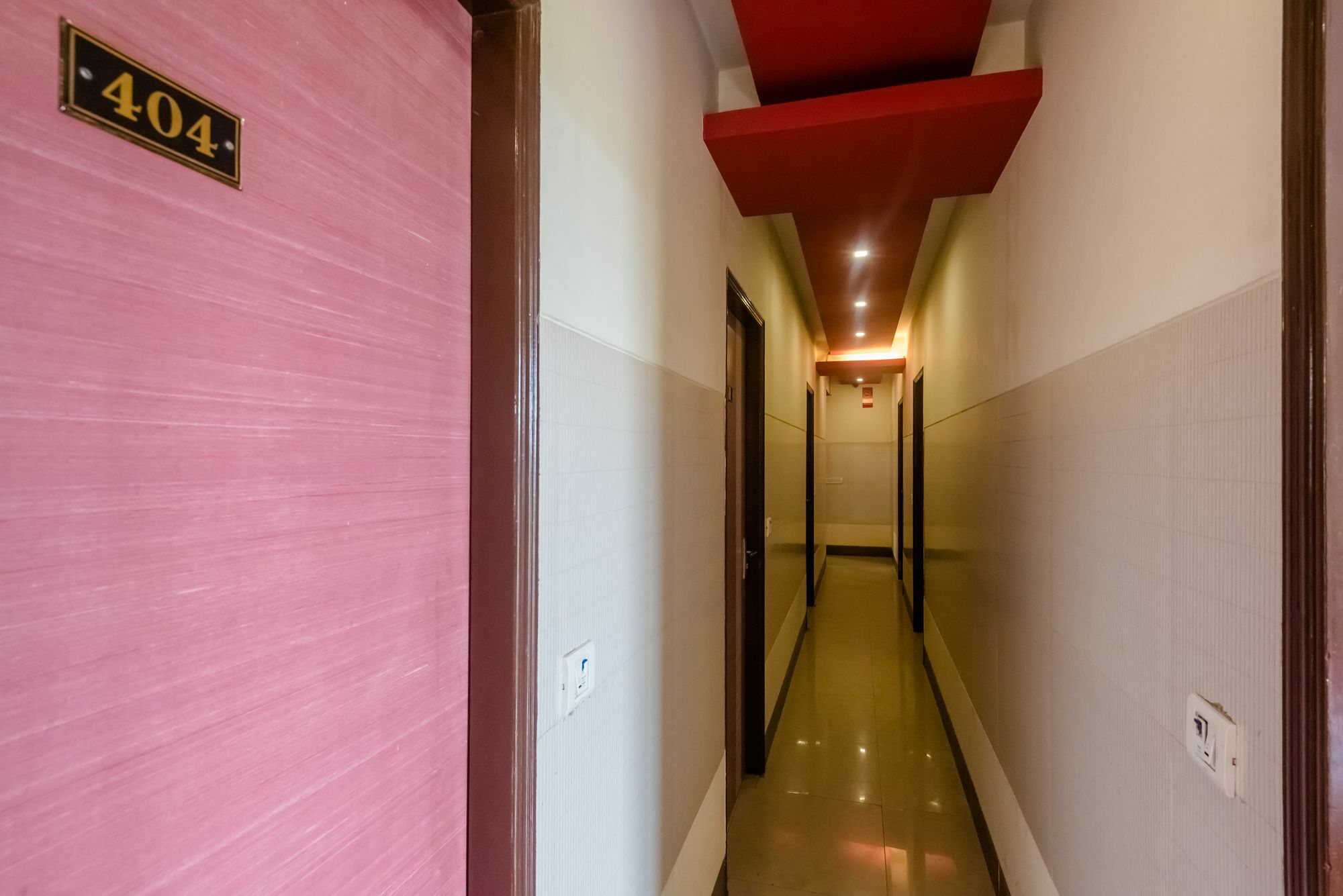 Fabhotel Annex Executive *