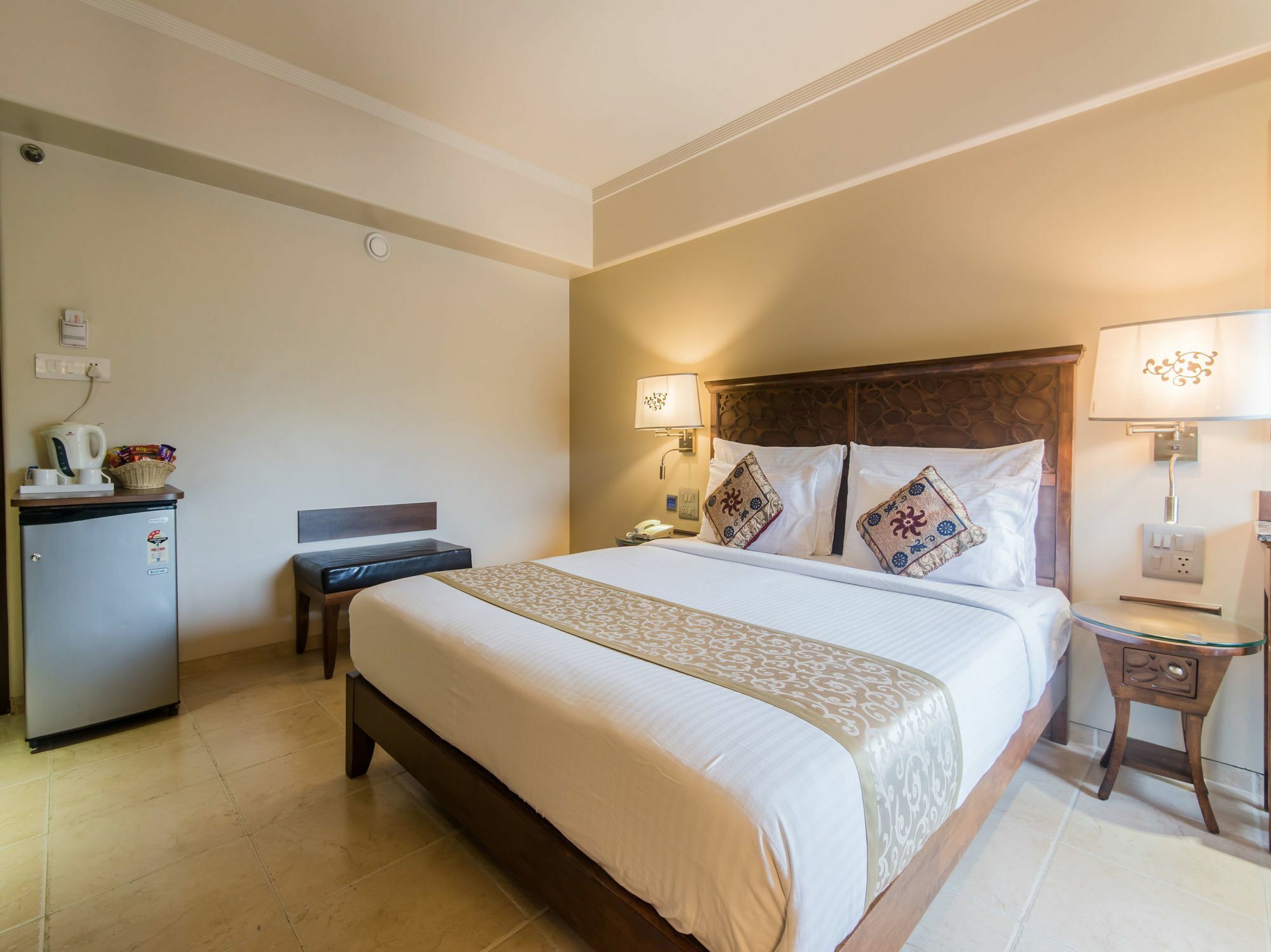 Hotel Oyo 618 Maharaja Mumbai