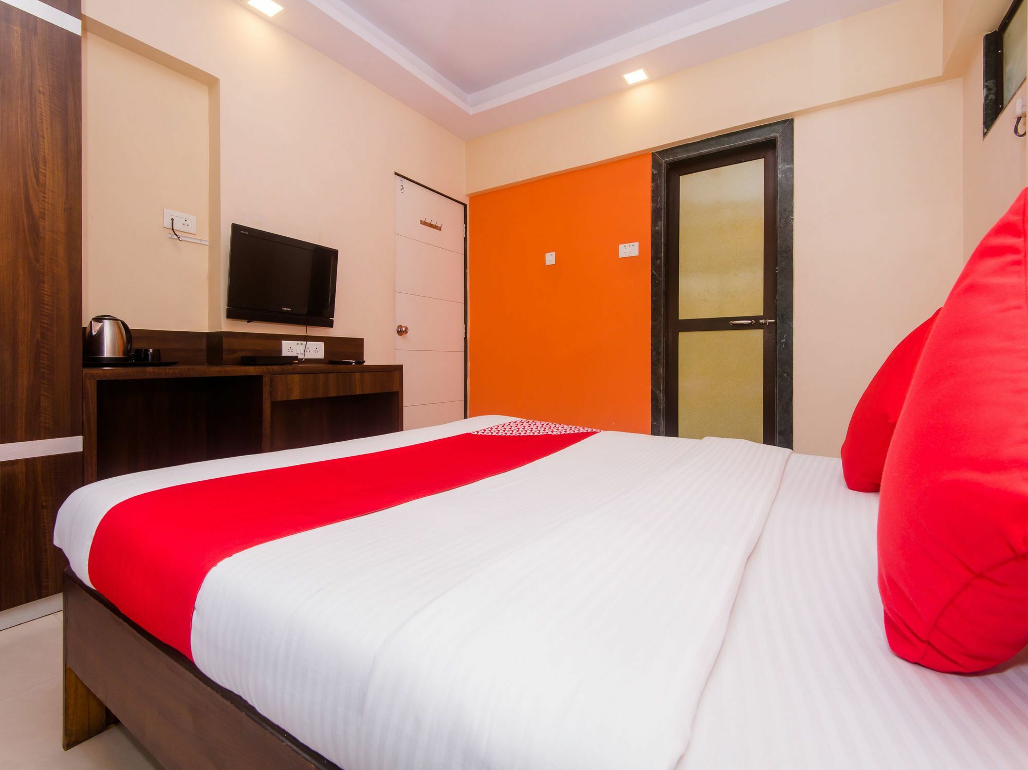 Hotel Oyo 1453 Daisy Residency