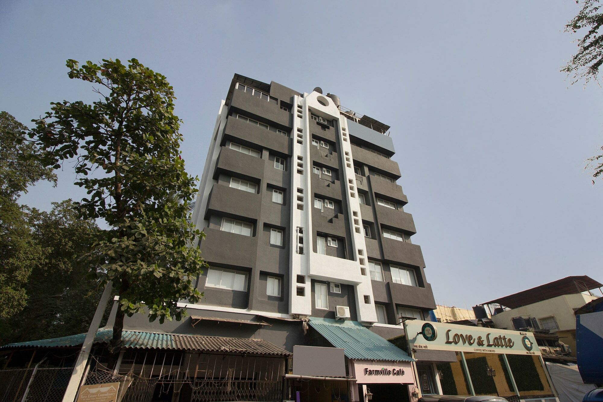 Edition O 30053 Shakti Sagar Juhu Hotel