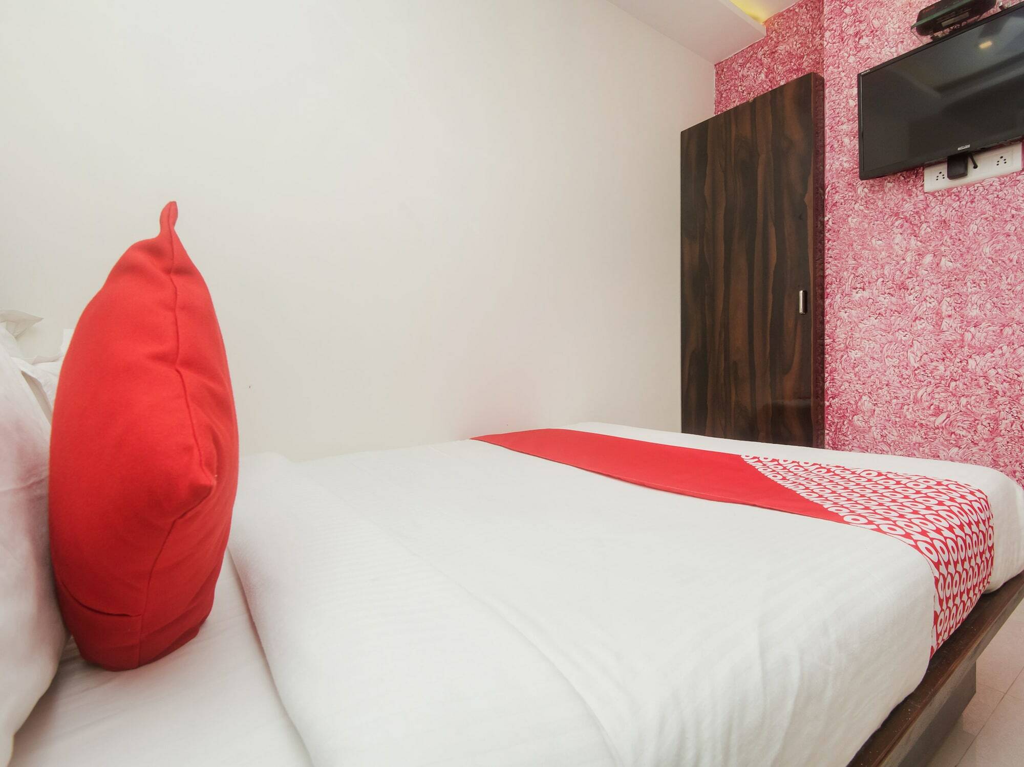 Hotel Mantra Residency 2*
