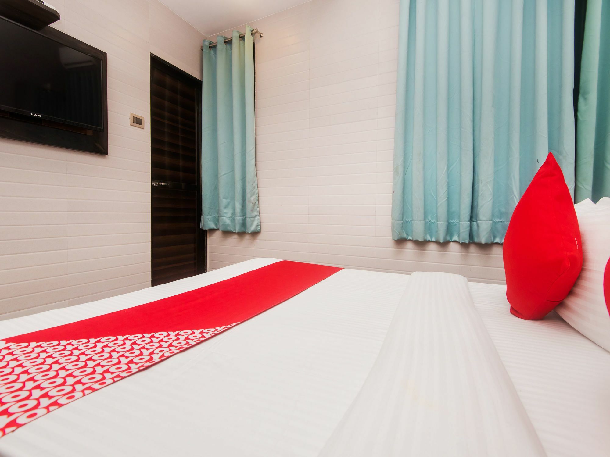 Hotel Oyo 7481 Plaza 3*