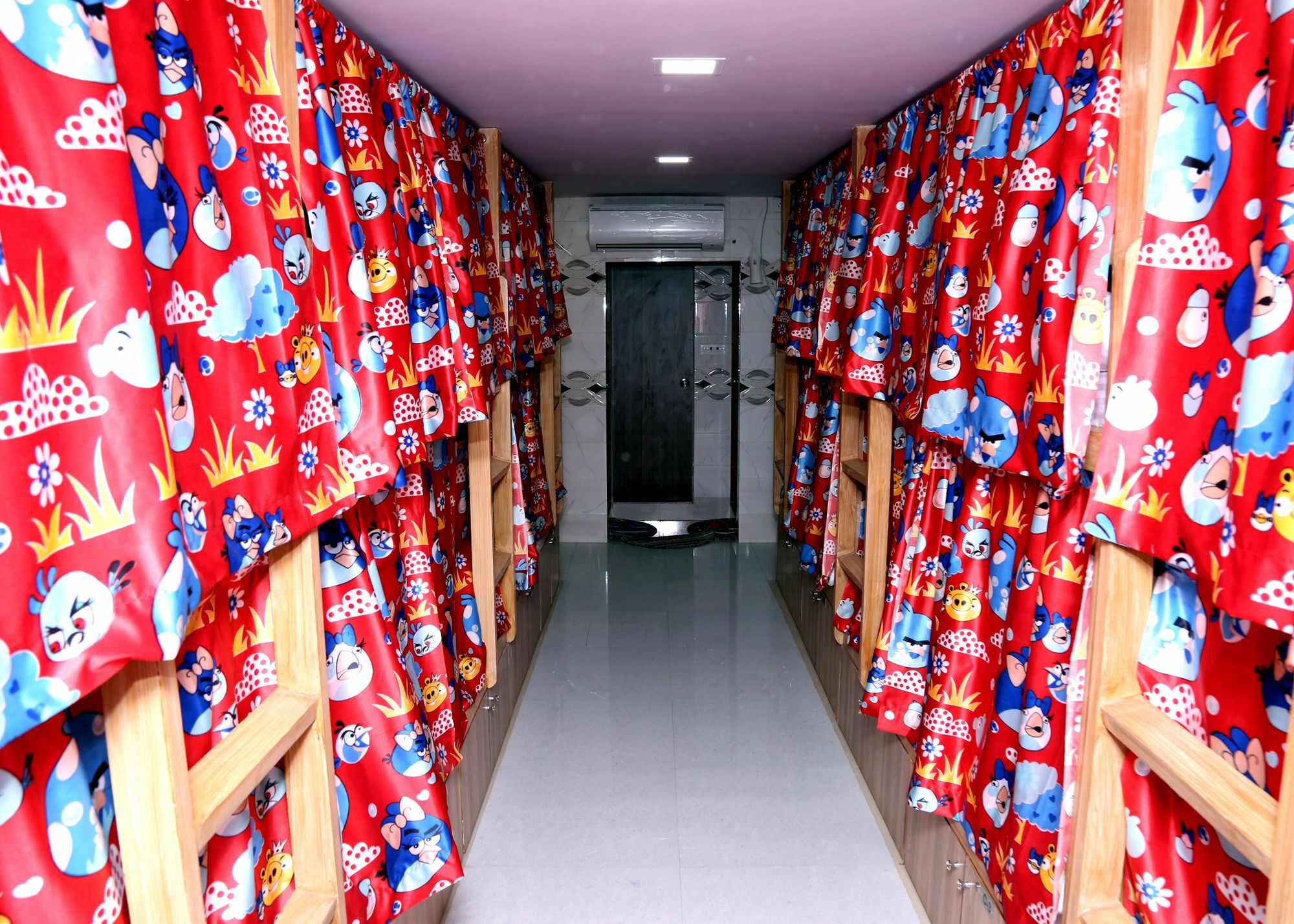 Delta Hostel *
