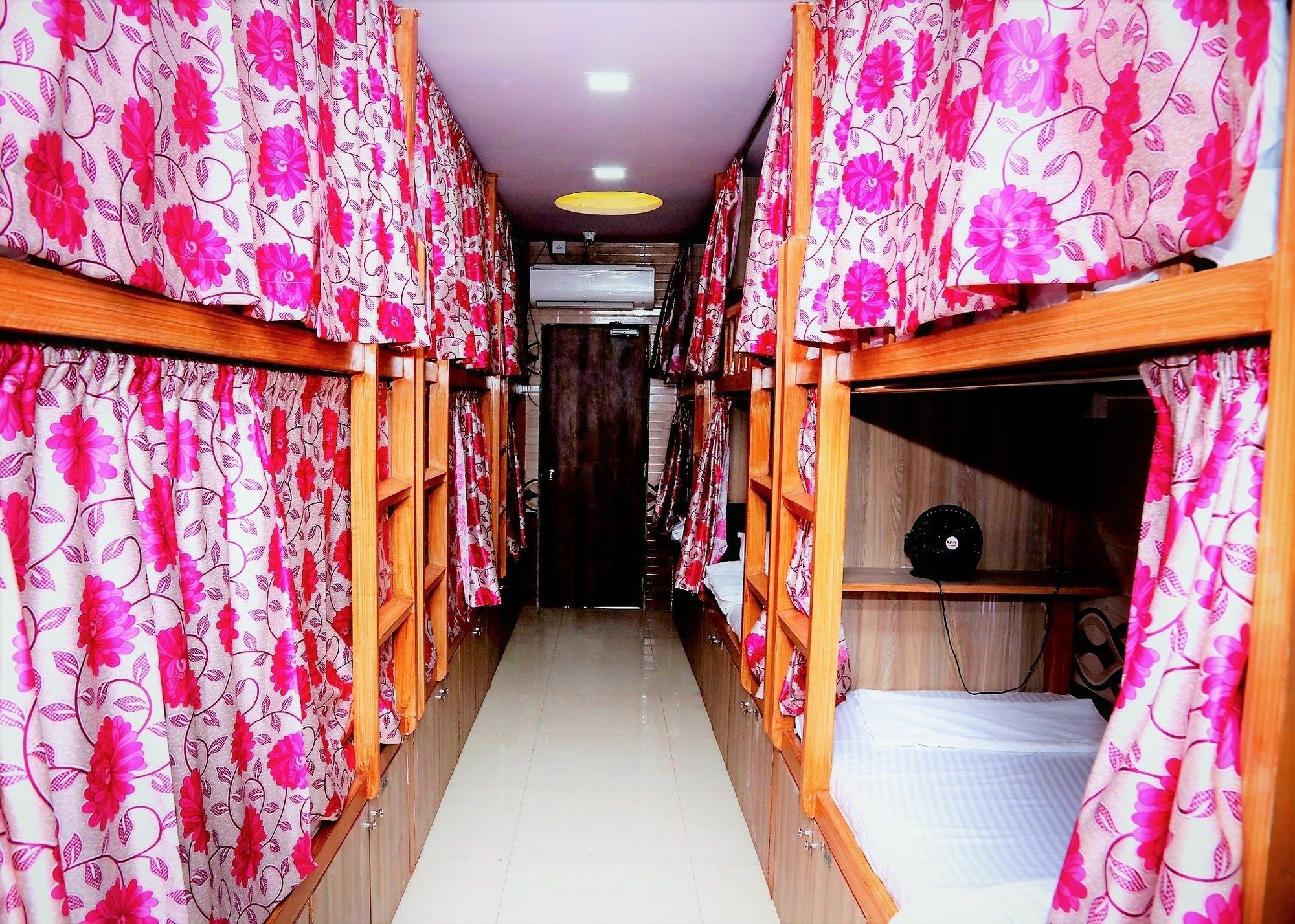 Delta Hostel