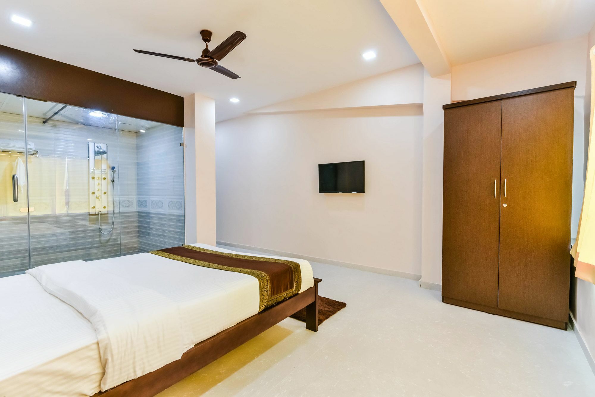 Hotel Oyo 5012 View Residency 3*