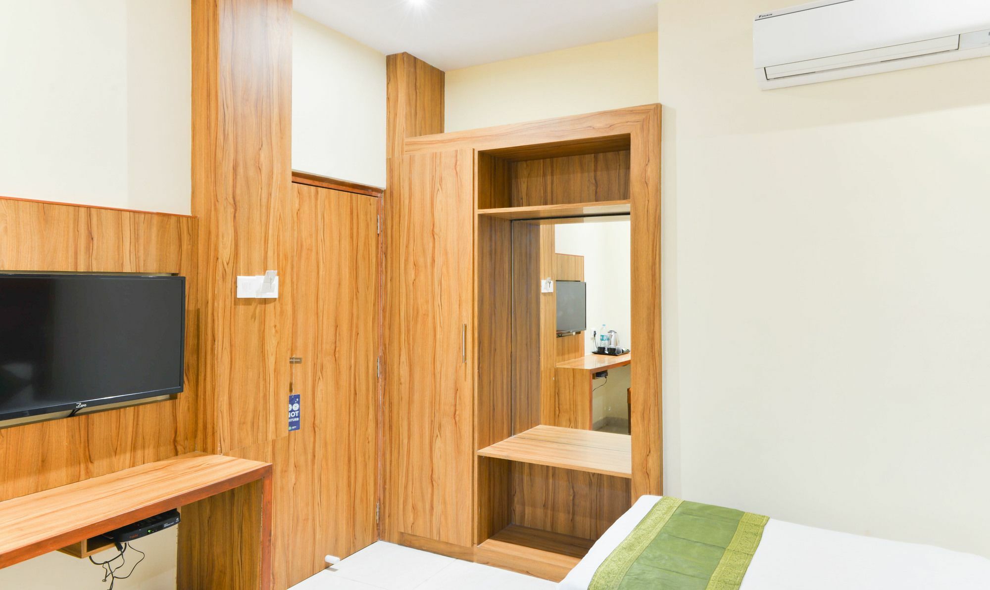 Treebo Aster 3* Mumbai