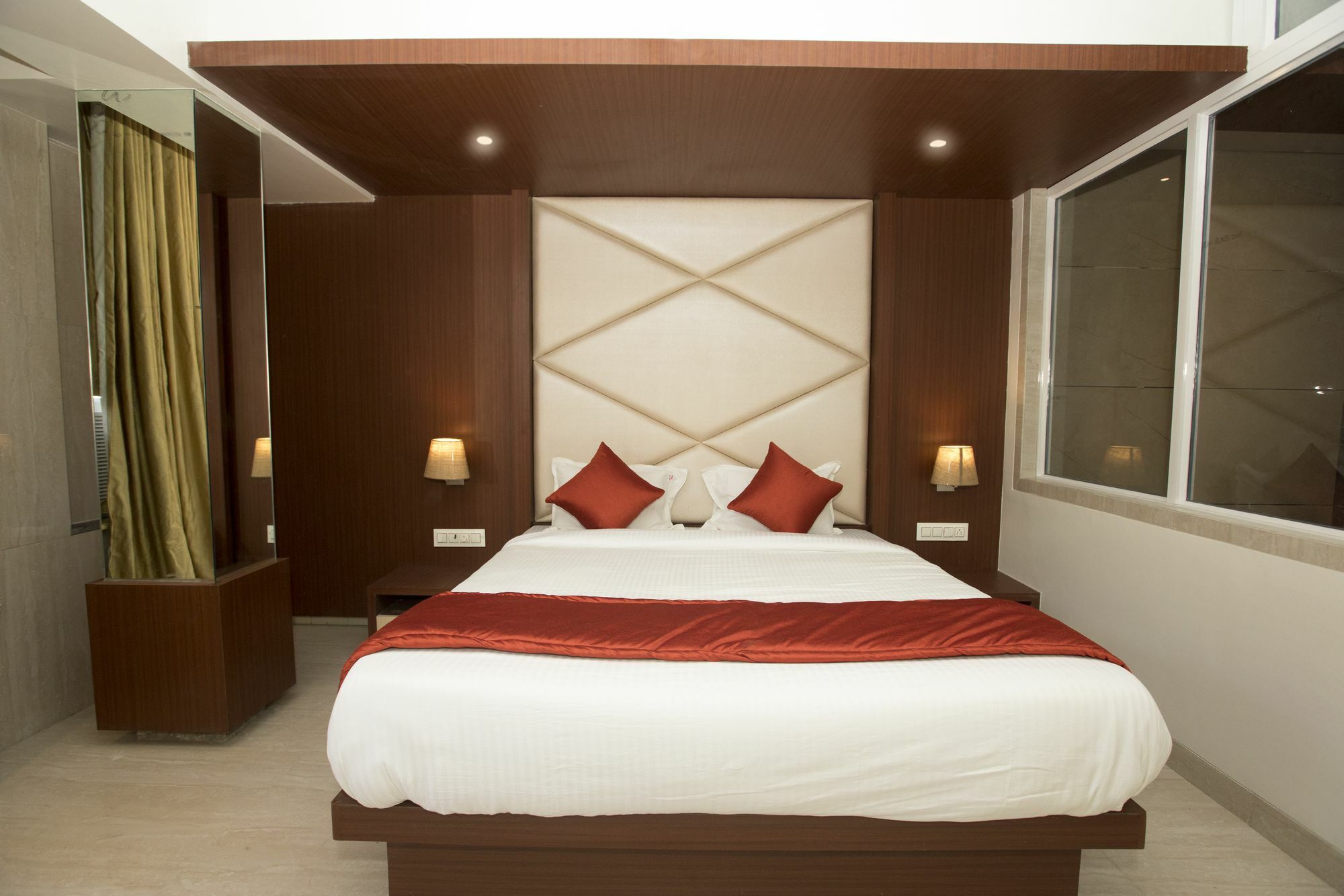 Hotel Spring 3*