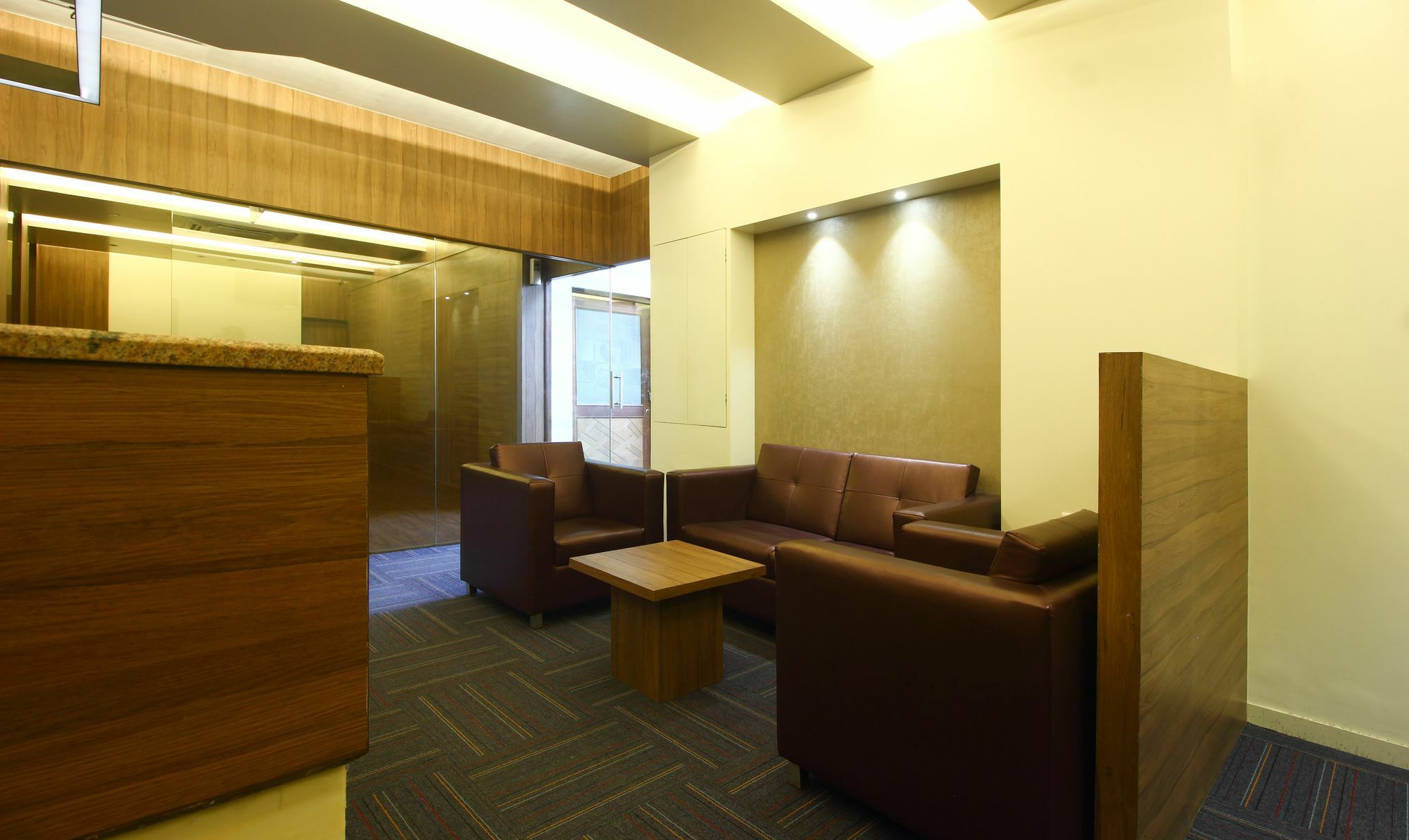 Hotel Treebo Phoenix International