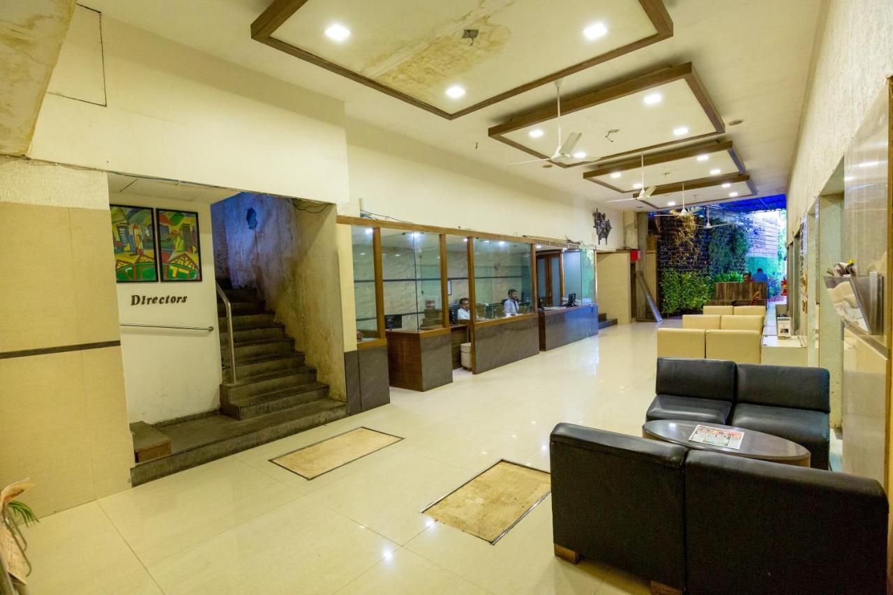 Sukh Hotel 3*