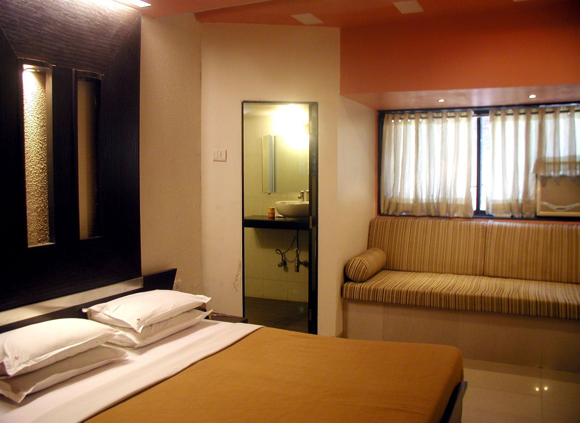 Supreme - Cuffe Parade Mumbai