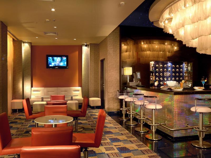 Hotel Lemon Tree Premier, Malad,