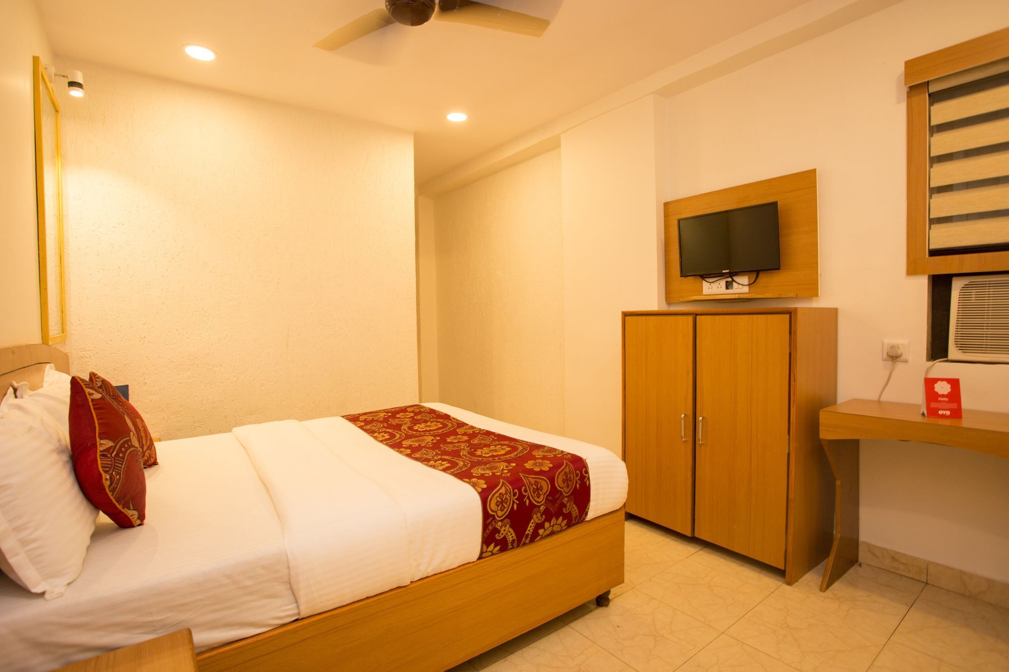 Oyo 8755 Red Palms 2* Mumbai