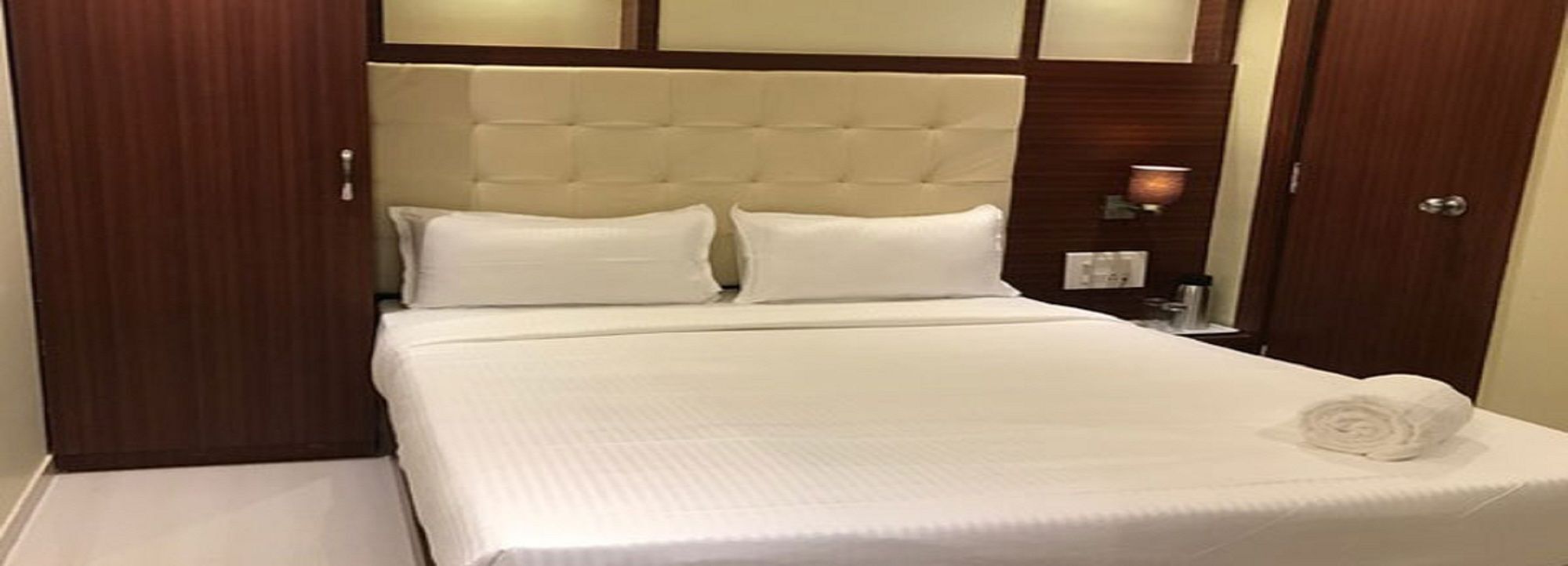 Maangta 222 - Andheri Hotel Mumbai