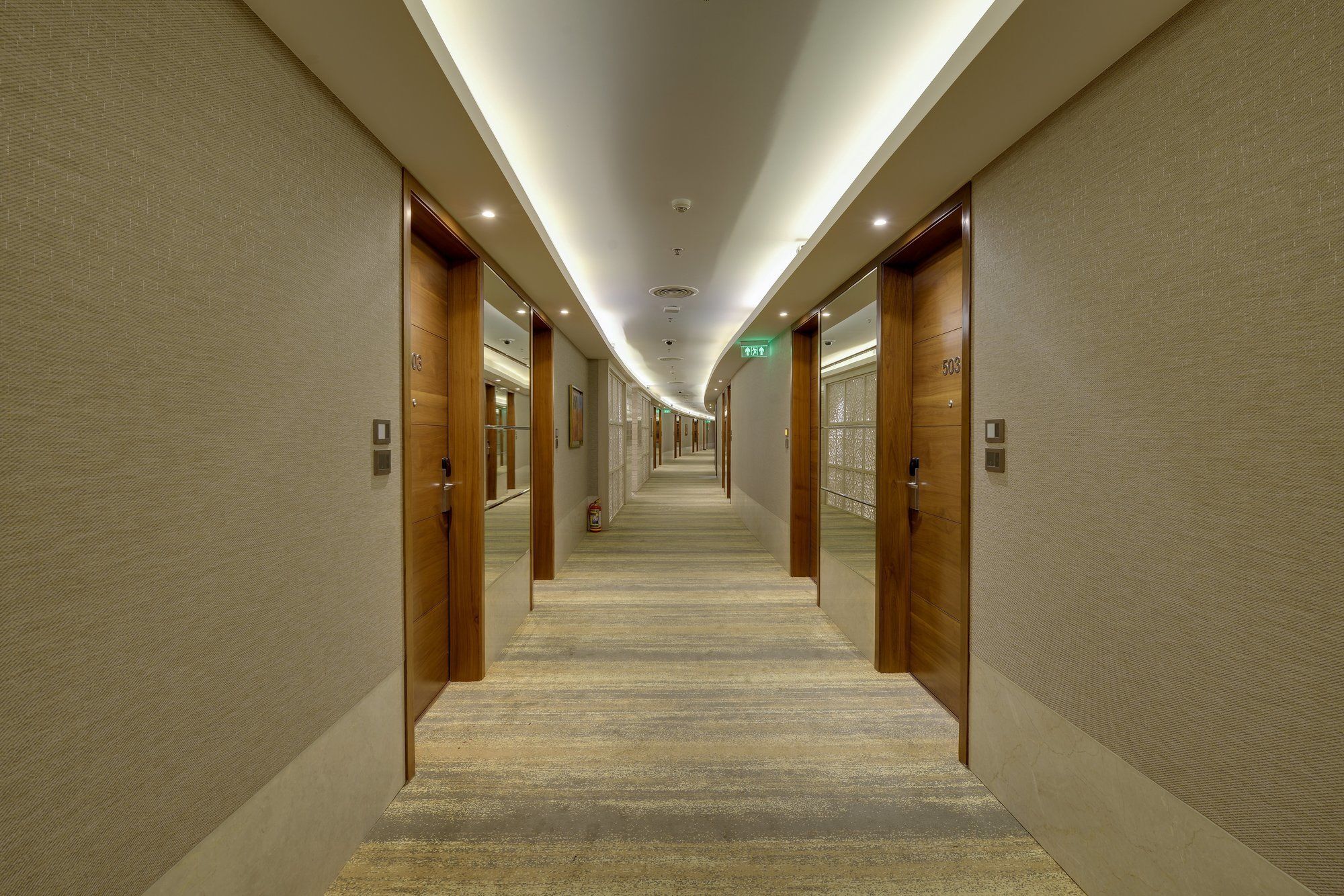 Niranta Airport Transit Hotel-intl Wing Hotel 4*