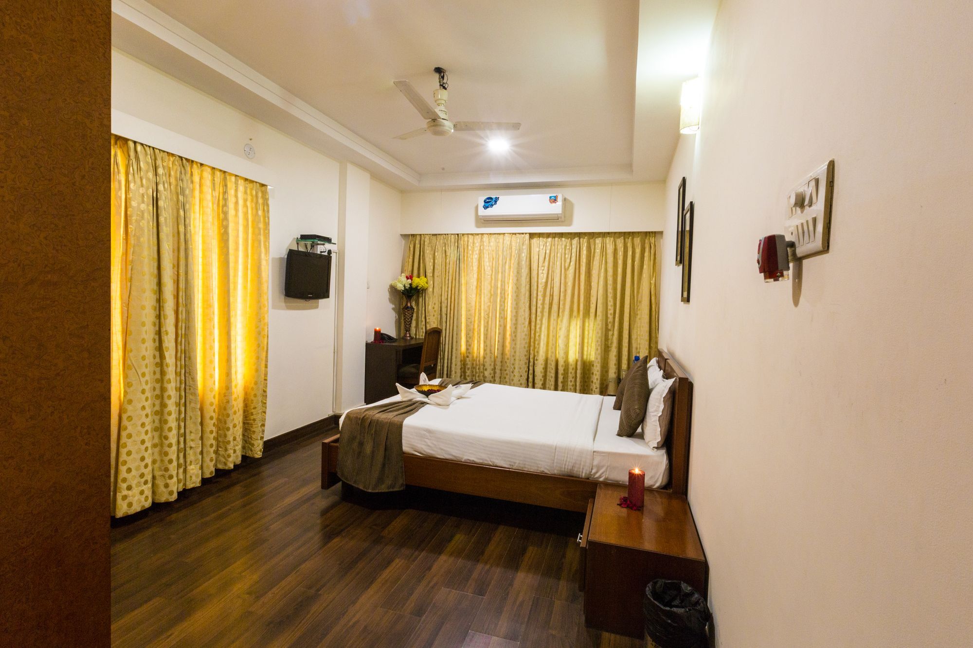 Hotel Fabhotel Mumbai Airport Apartments 3*