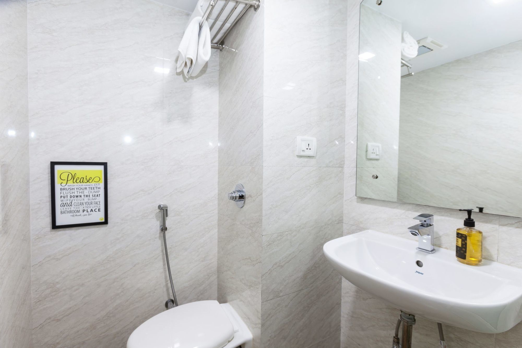 Istay Andheri East Hotel 2*