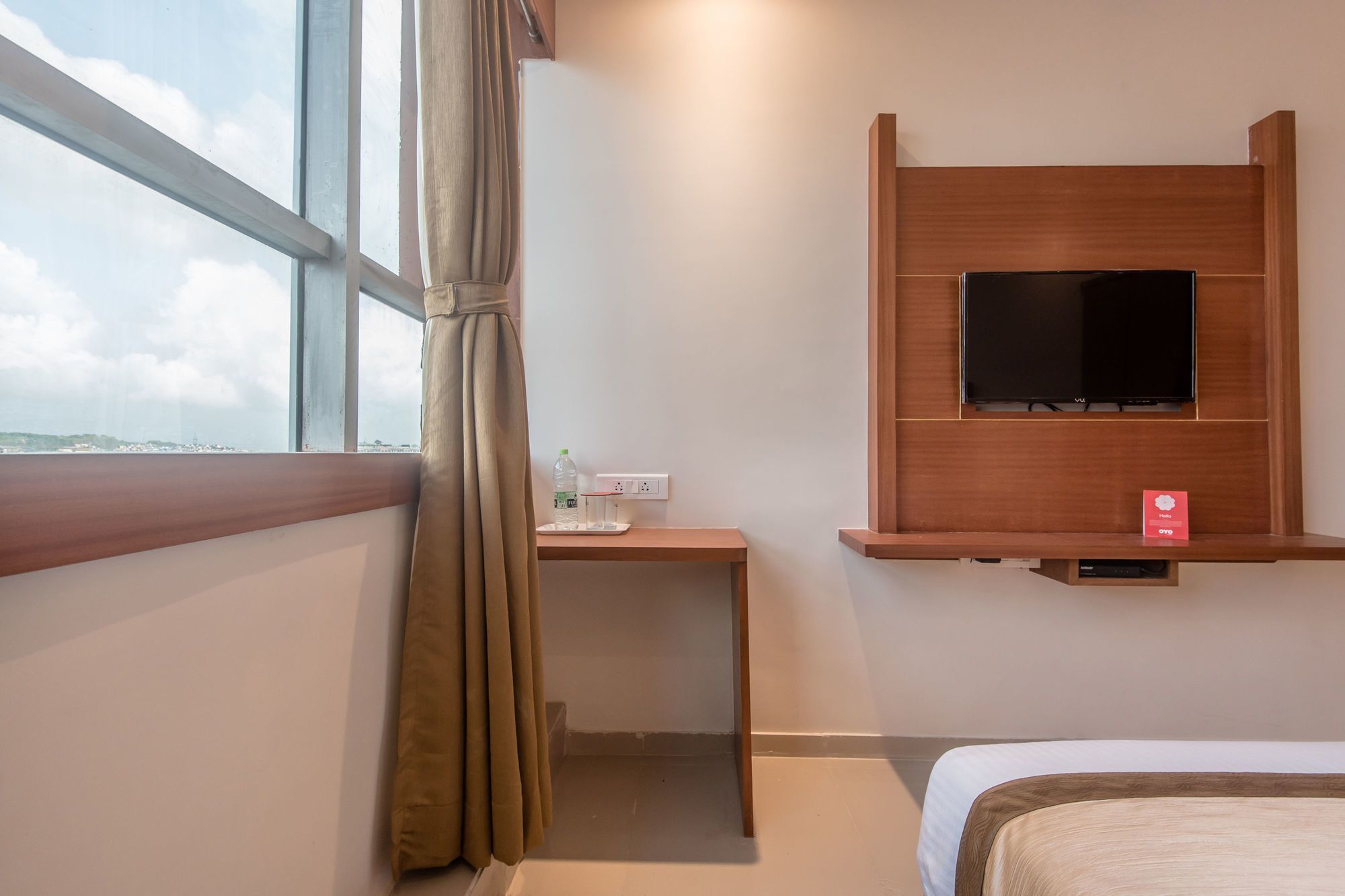 Oyo 9328 Marol Hotel Mumbai