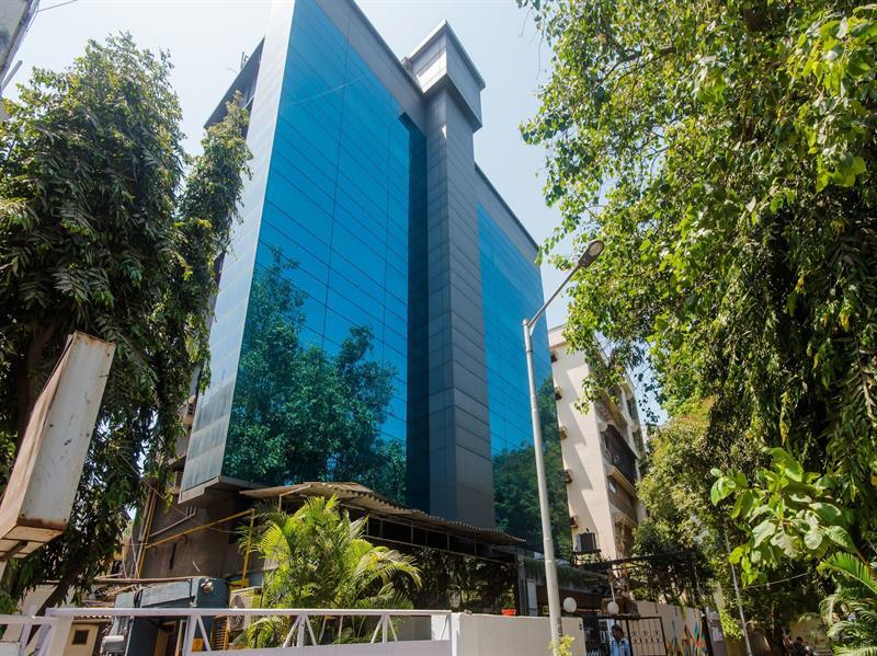 Oyo Flagship 685 Jayshree Domestic Airport 2*