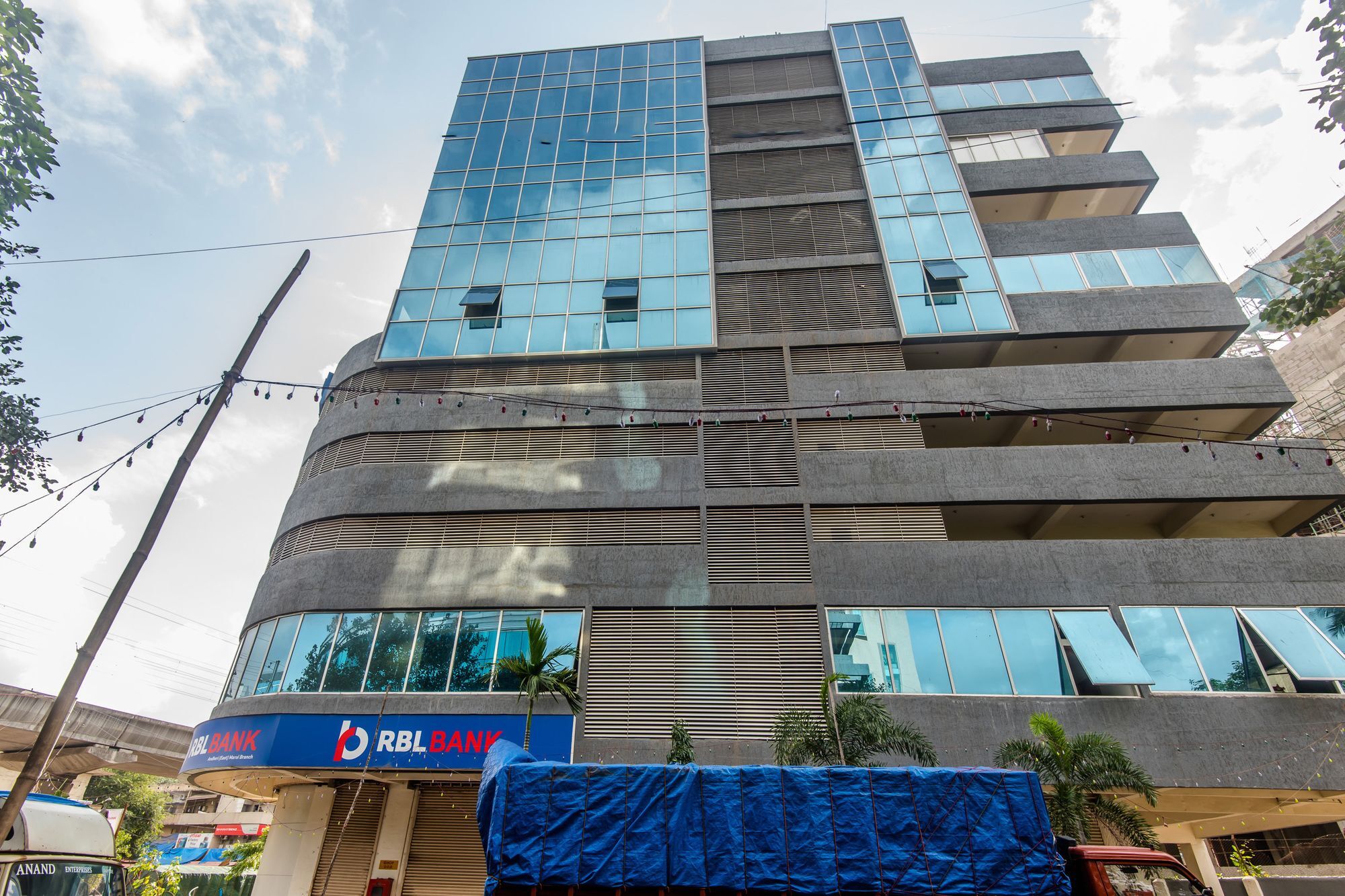 Hotel Oyo 9328 Marol