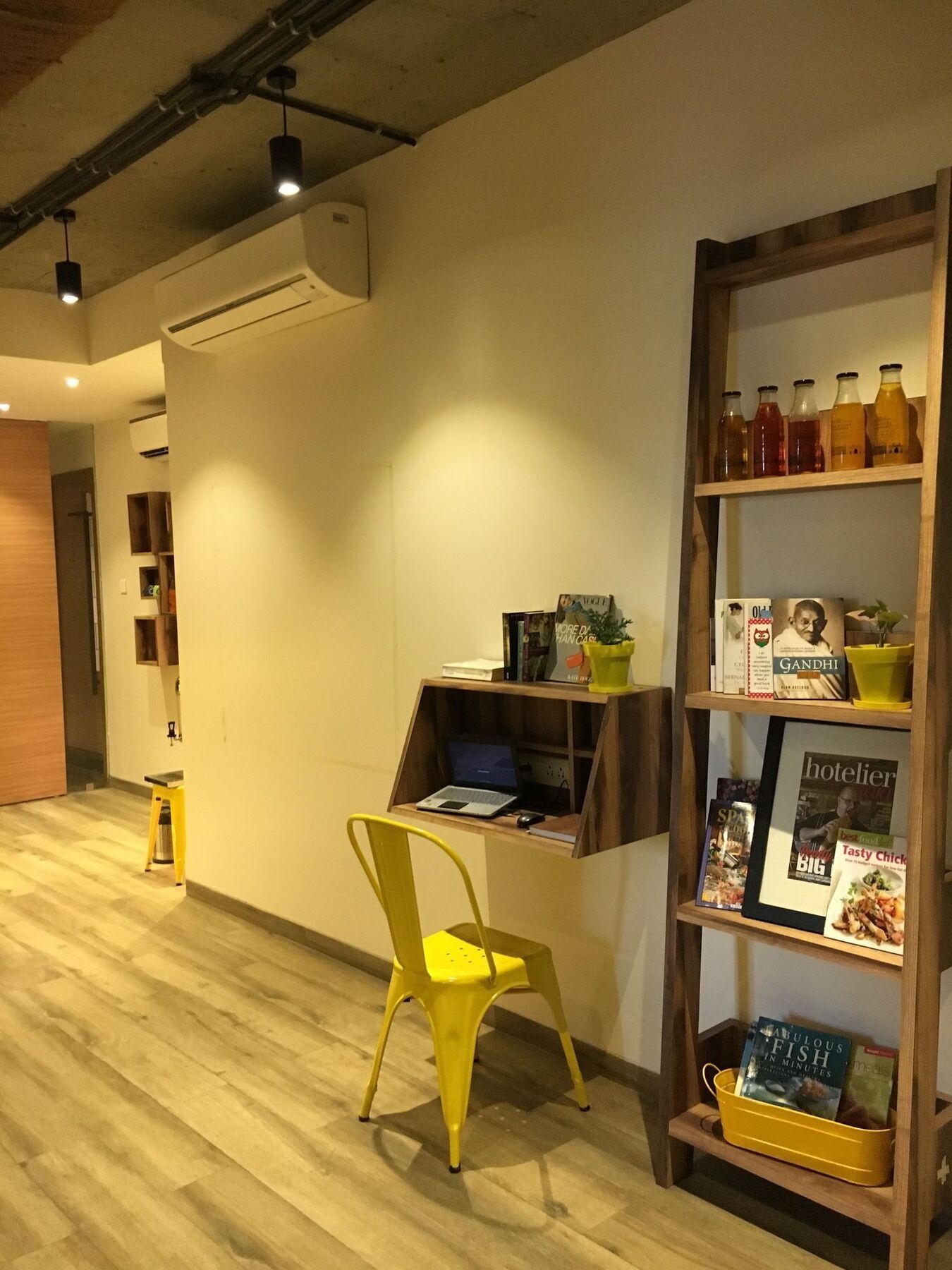 Istay Andheri East Hotel 2*