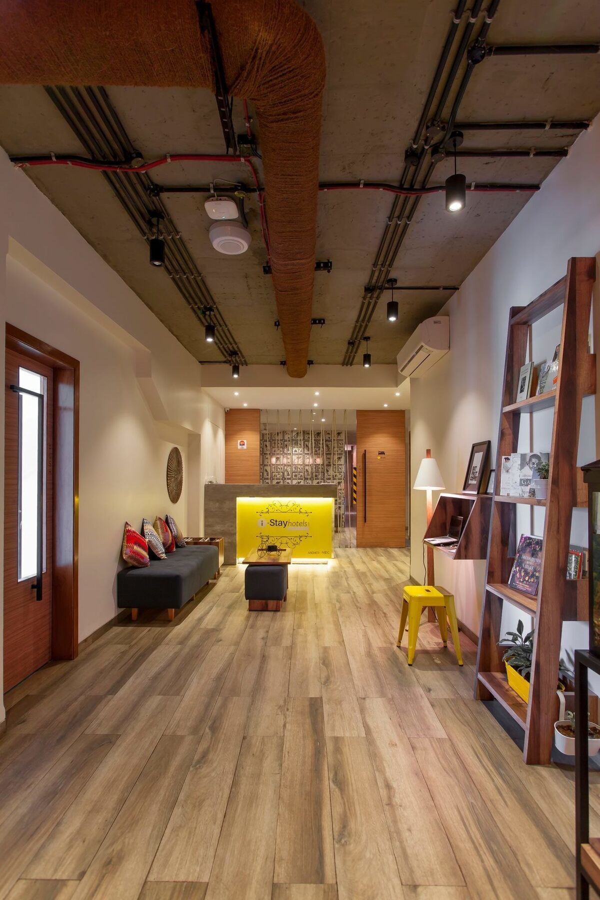 Hotel Istay Andheri East 2*