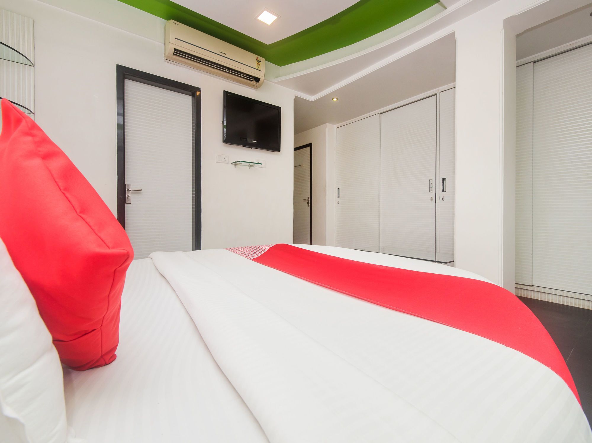 Oyo 16077 Panchvati Residency Hotel Mumbai