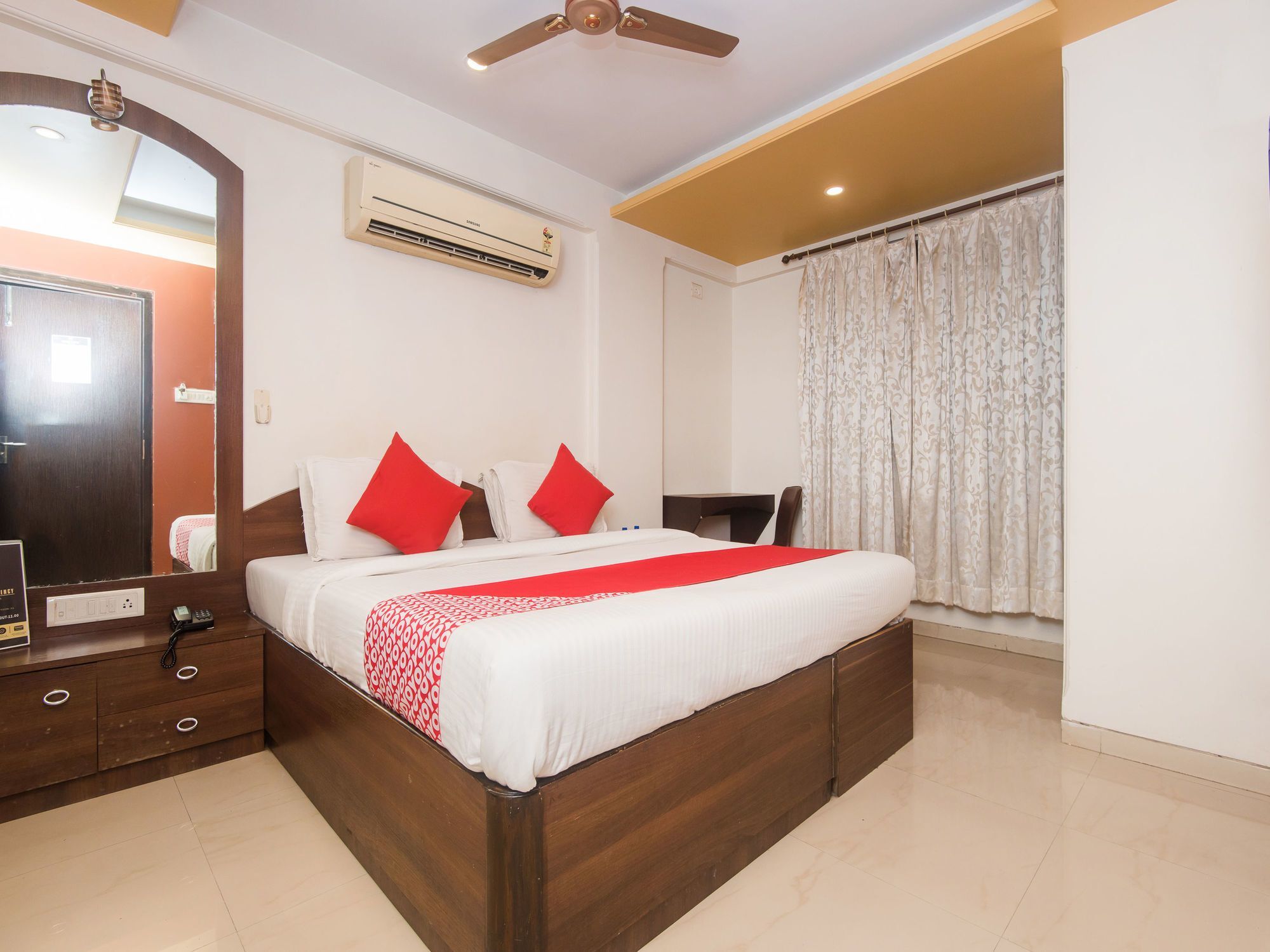 Oyo 16077 Panchvati Residency Hotel
