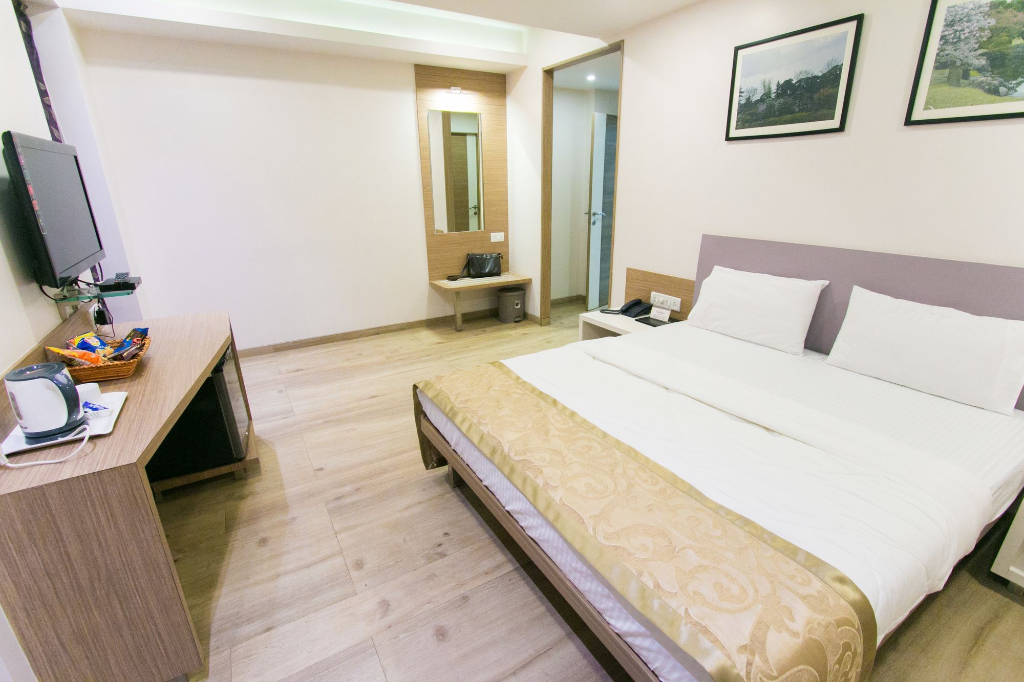Hotel Seasons 3*