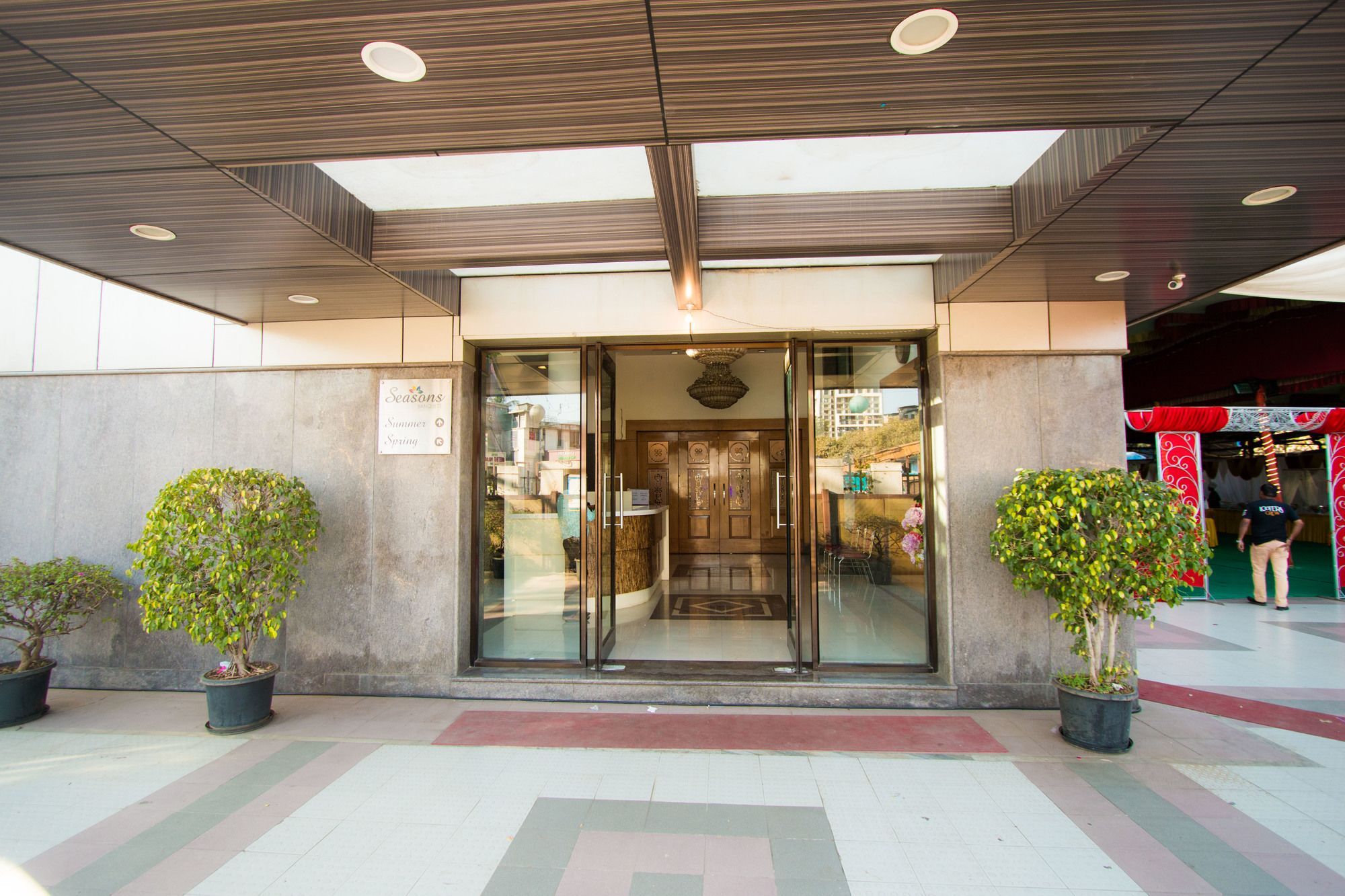 Hotel Seasons 3*