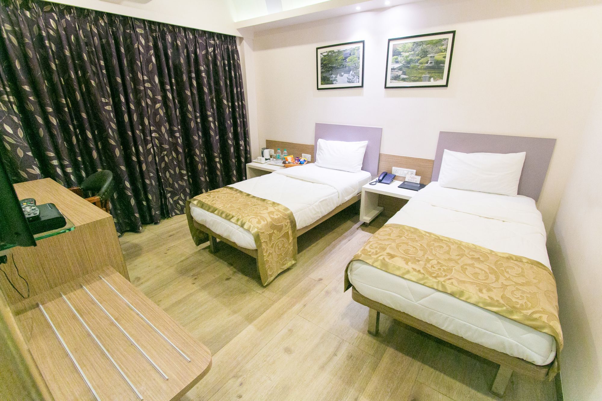 Seasons 3* Mumbai