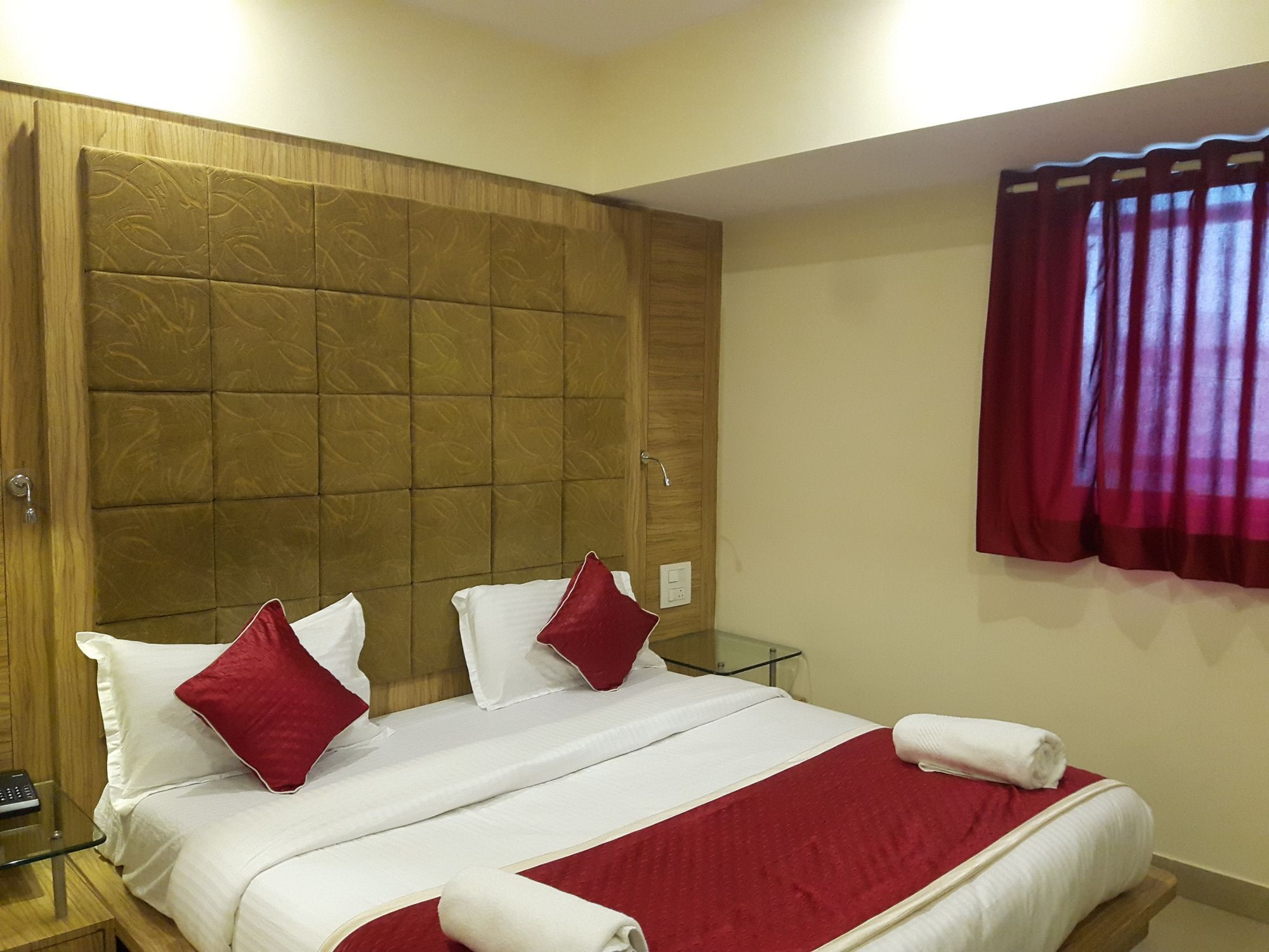 Sahar Garden Hotel 3*