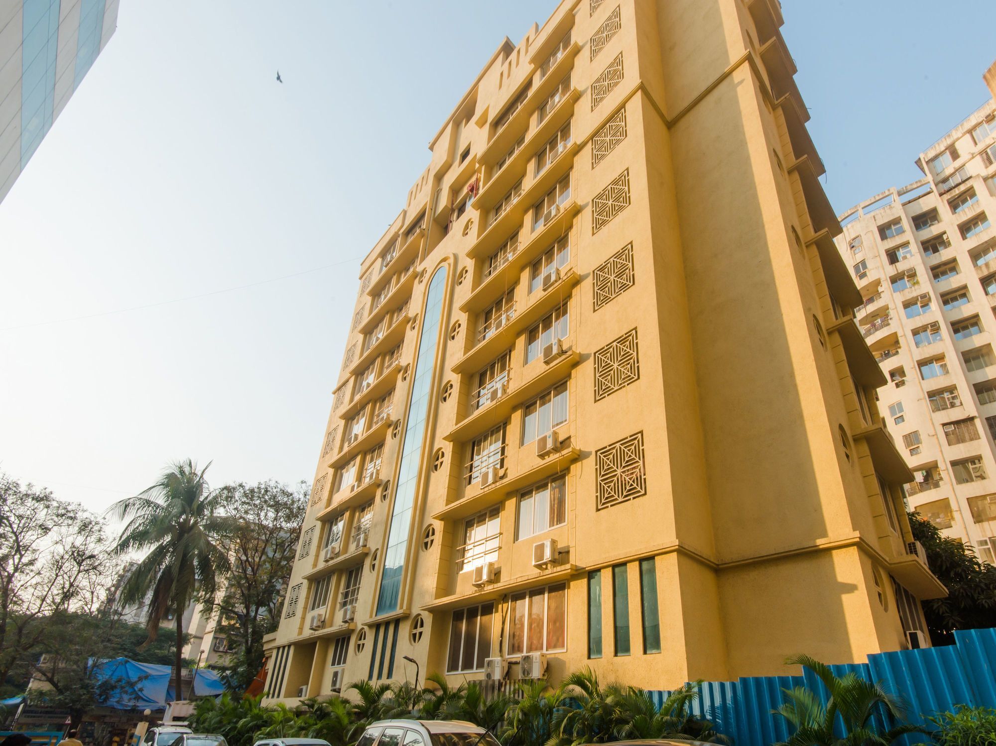 Oyo 11441 Blue Bells Residency 2*